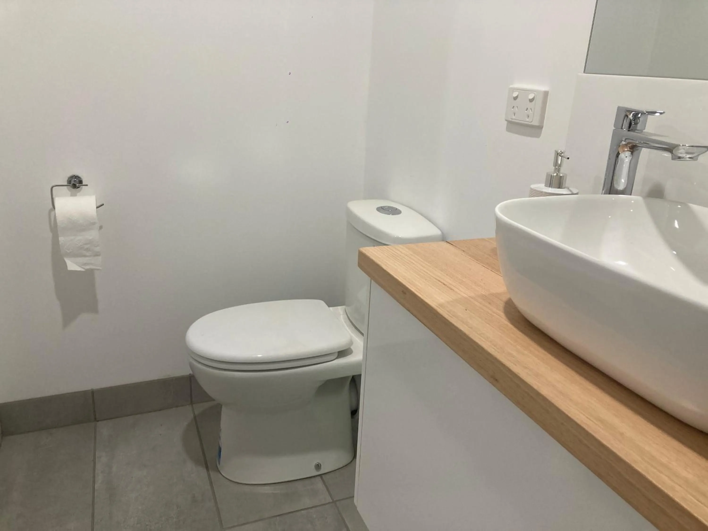 Toilet in Rosewhite House