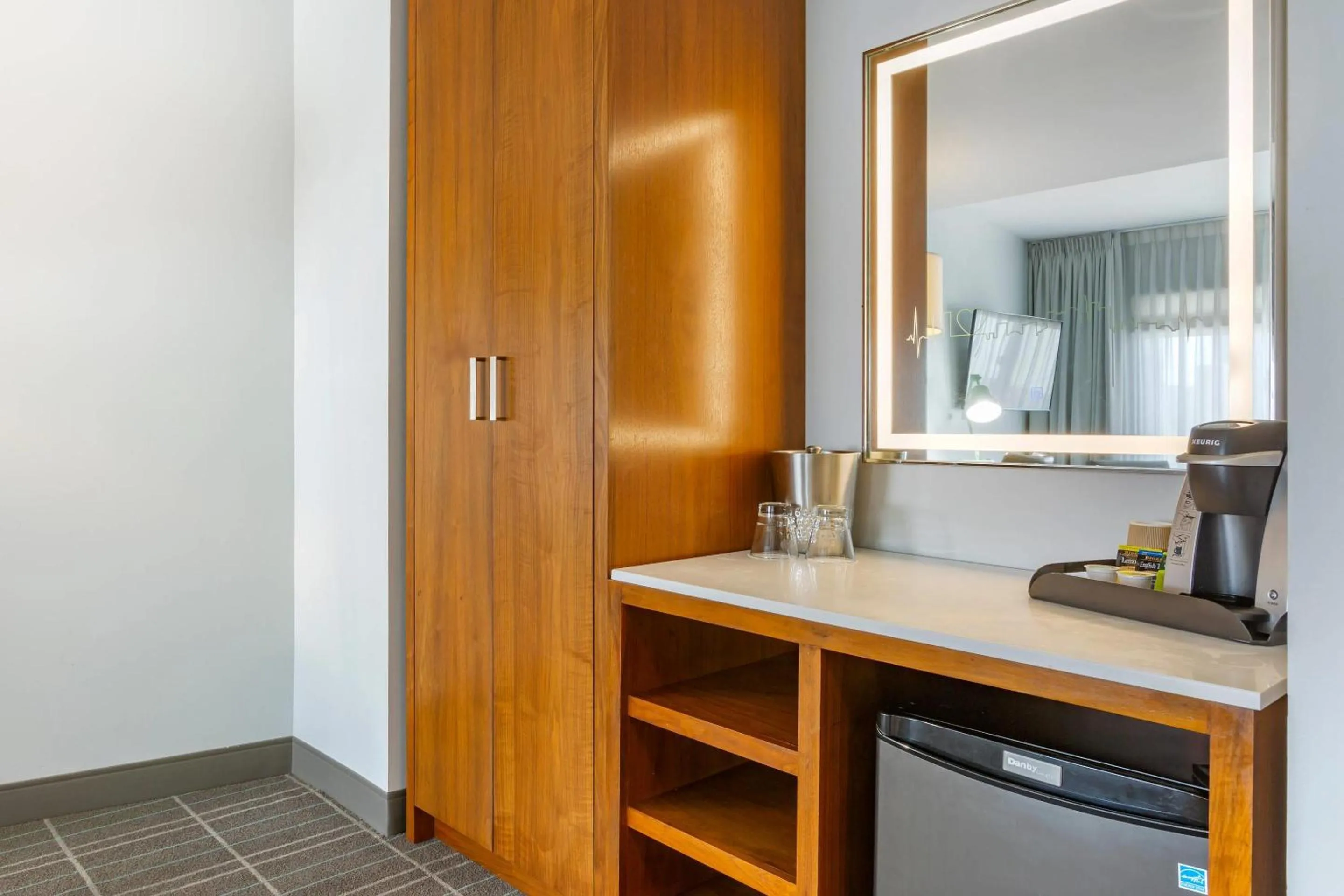 Bedroom in Cambria Hotel LAX