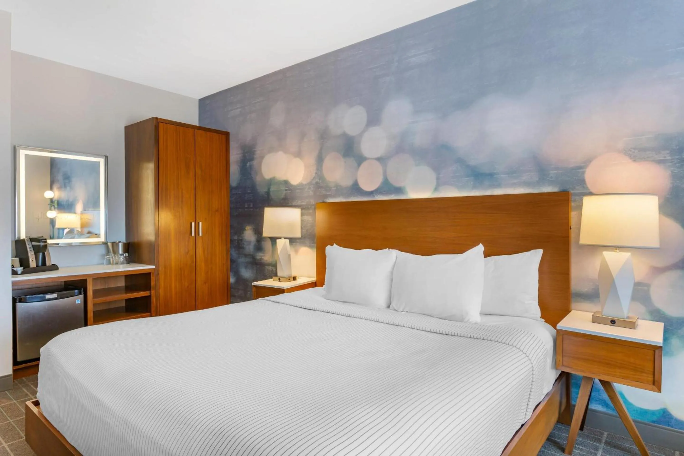 Bedroom, Bed in Cambria Hotel LAX