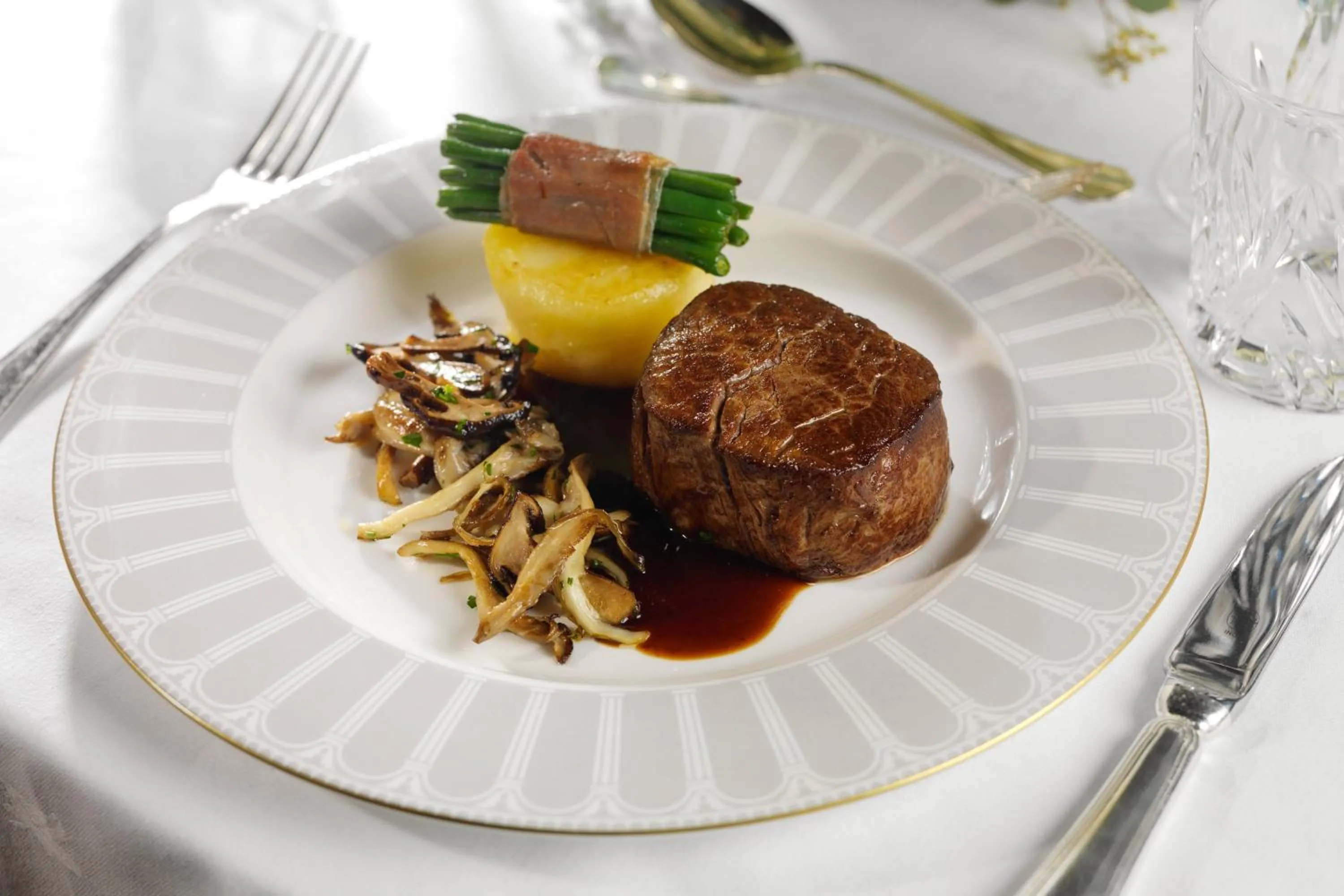 Banquet/Function facilities in The College Green Dublin Hotel, Autograph Collection