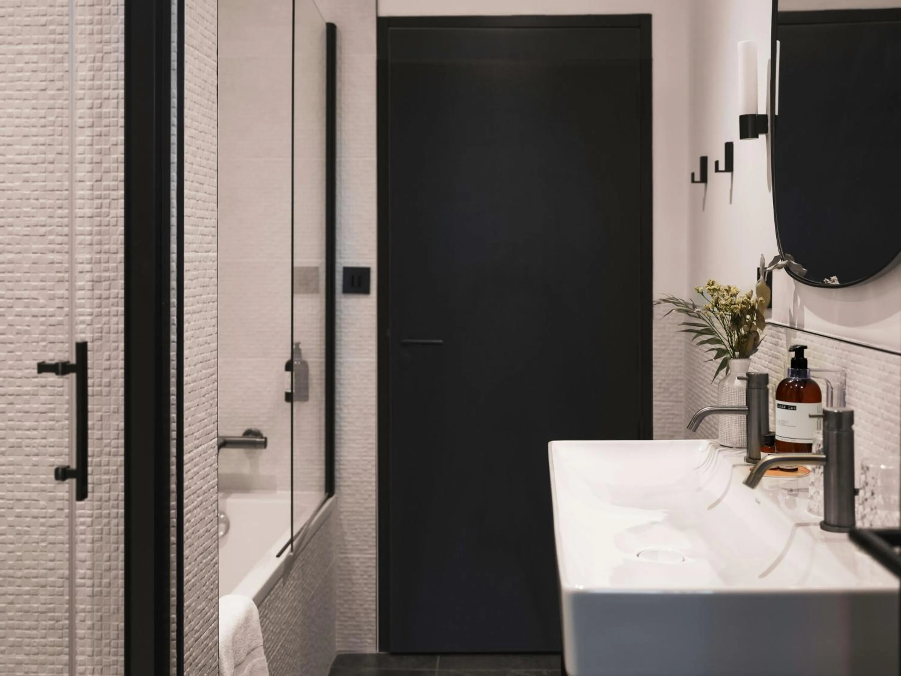 Bathroom in Maisons du Monde Hôtel & Suites - Marseille Vieux Port