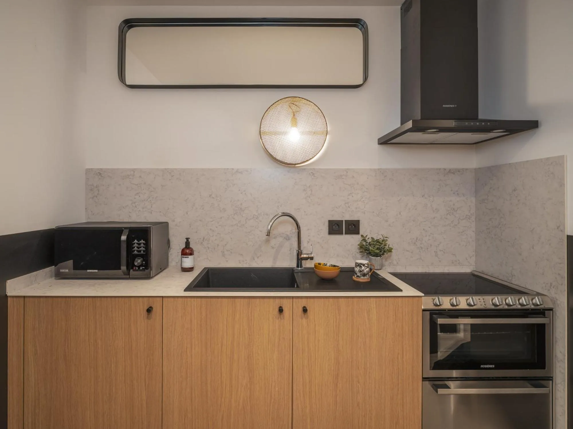 kitchen in Maisons du Monde Hôtel & Suites - Marseille Vieux Port