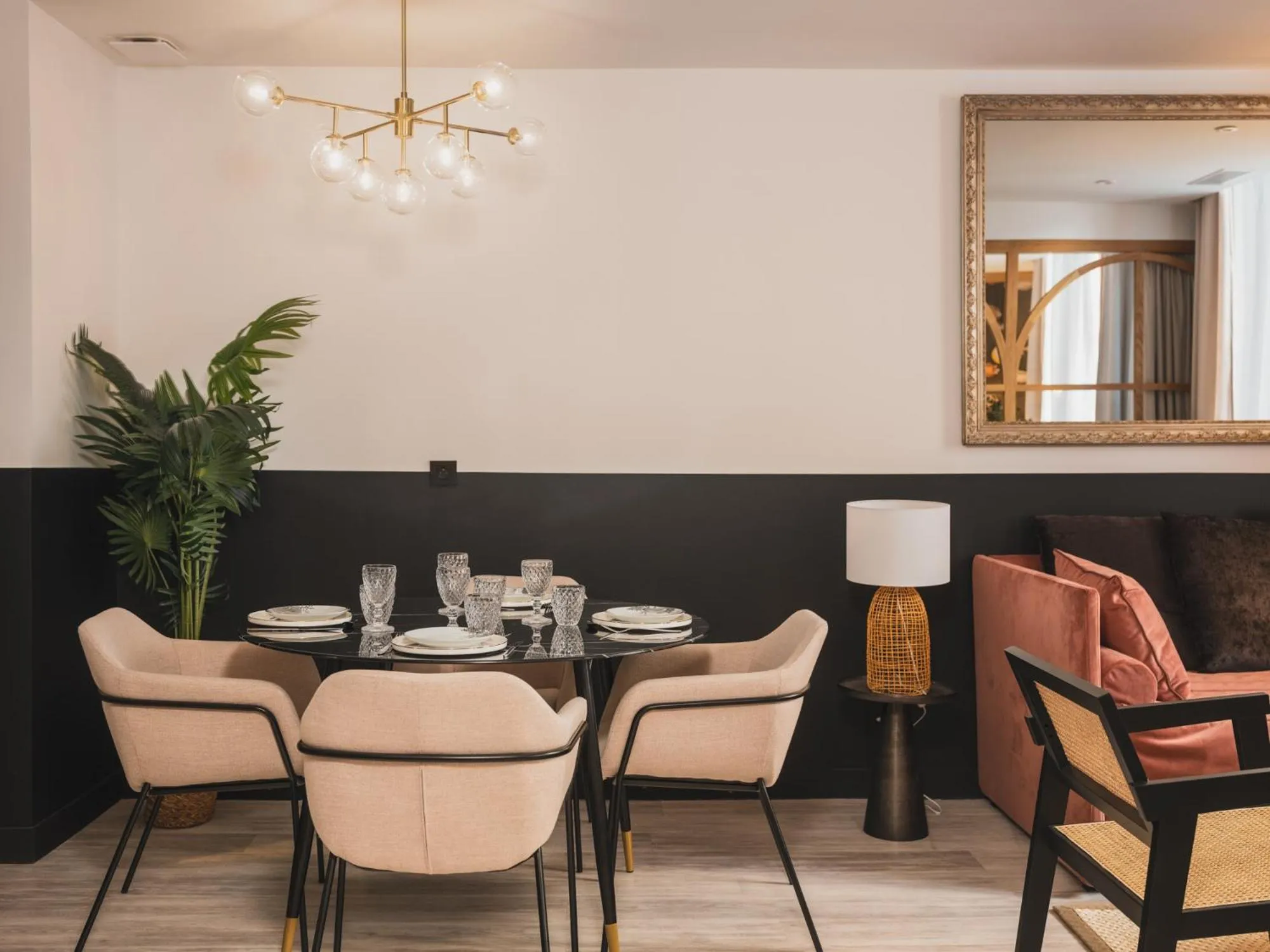 Living room in Maisons du Monde Hôtel & Suites - Marseille Vieux Port