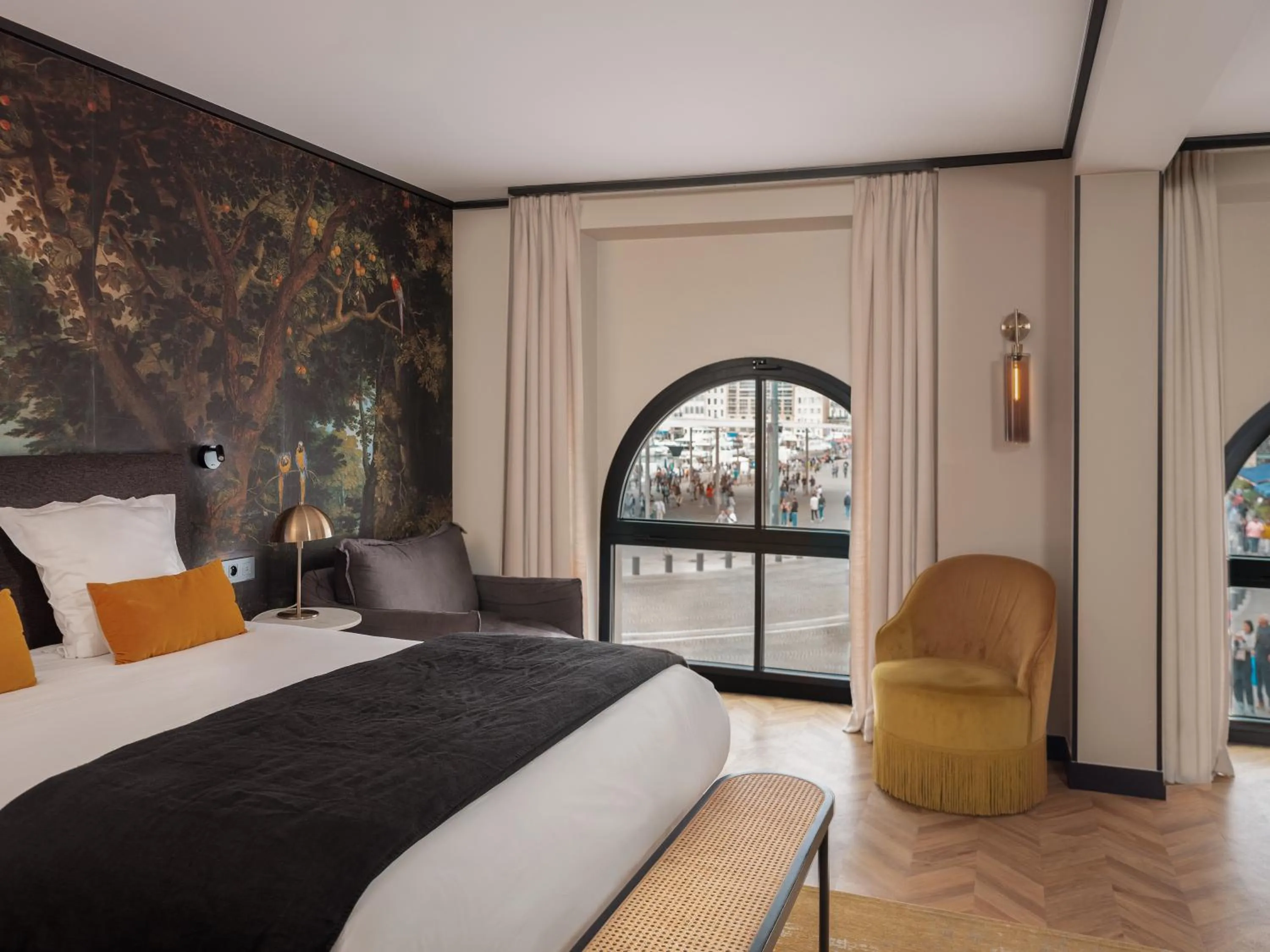 Bedroom, Bed in Maisons du Monde Hôtel & Suites - Marseille Vieux Port