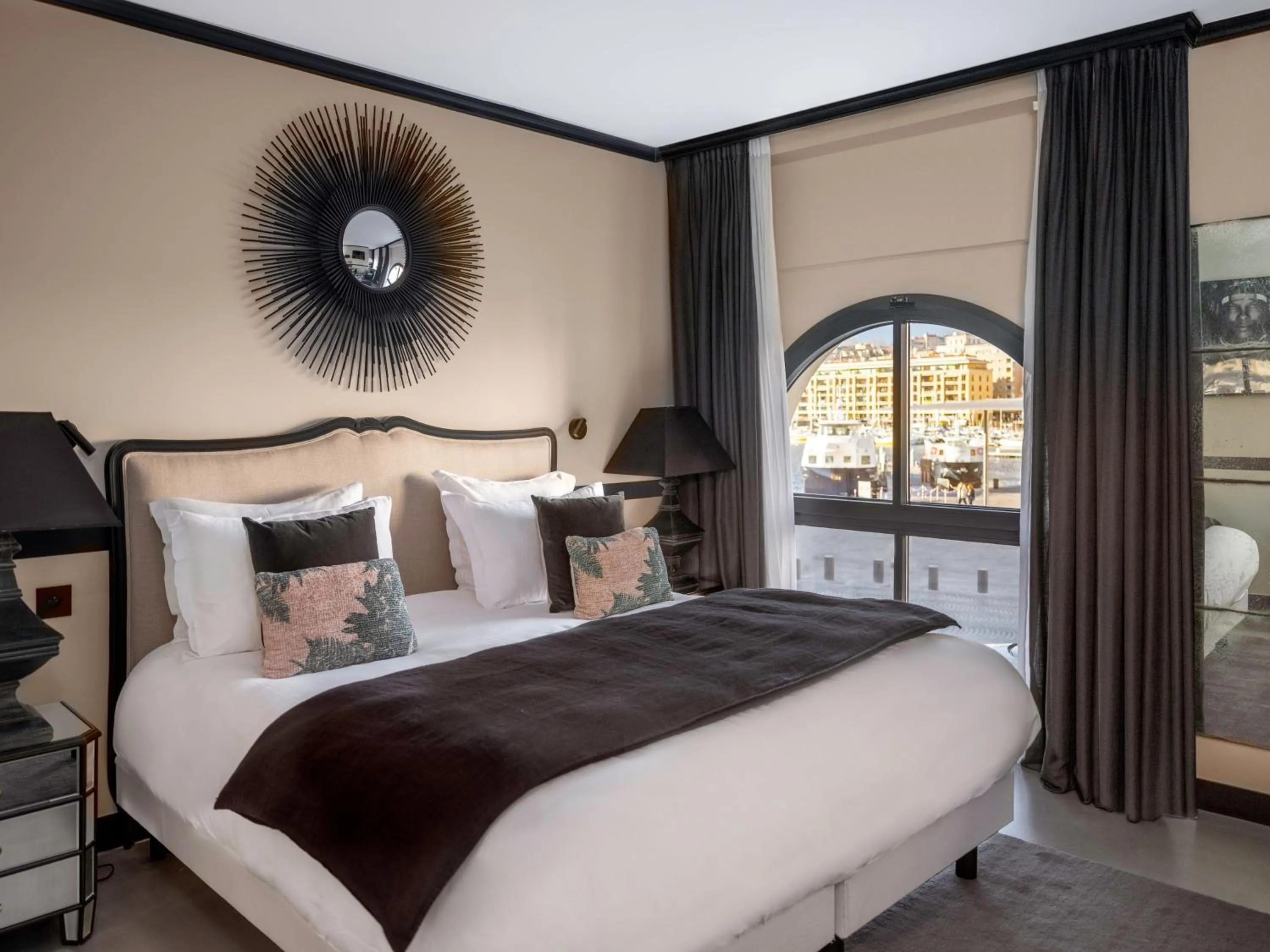 Bedroom, Bed in Maisons du Monde Hôtel & Suites - Marseille Vieux Port