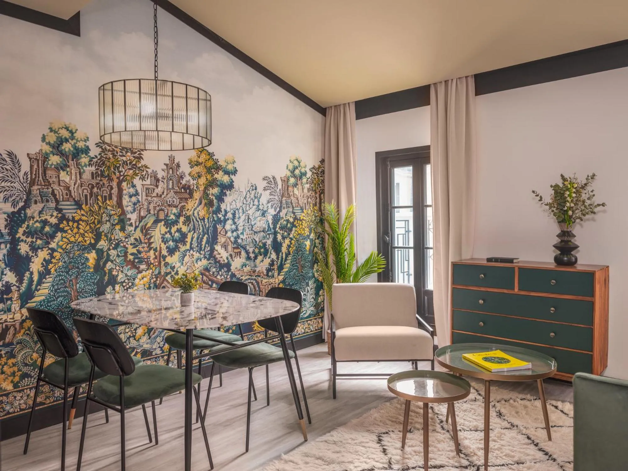 Living room in Maisons du Monde Hôtel & Suites - Marseille Vieux Port