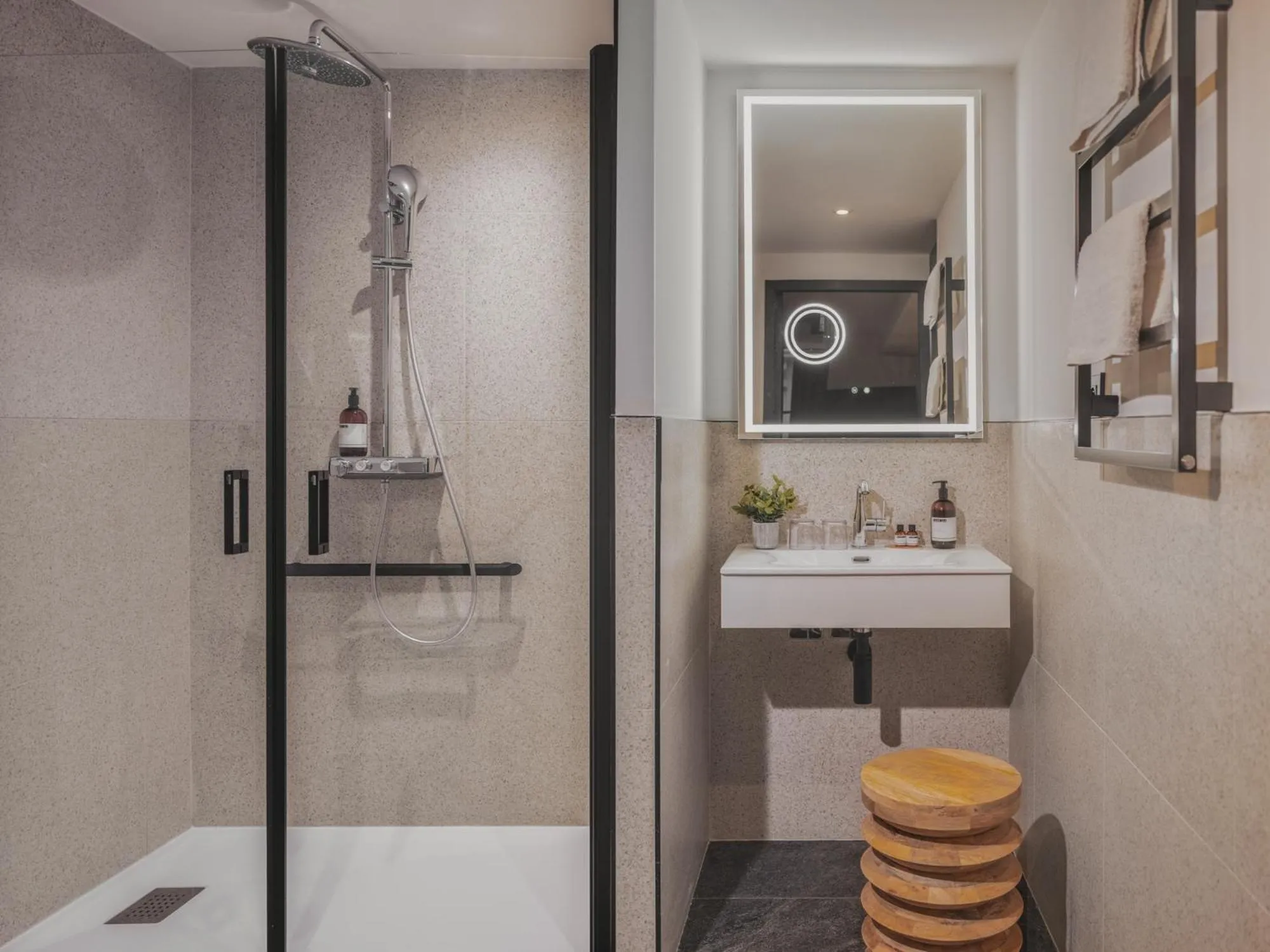 Bathroom in Maisons du Monde Hôtel & Suites - Marseille Vieux Port