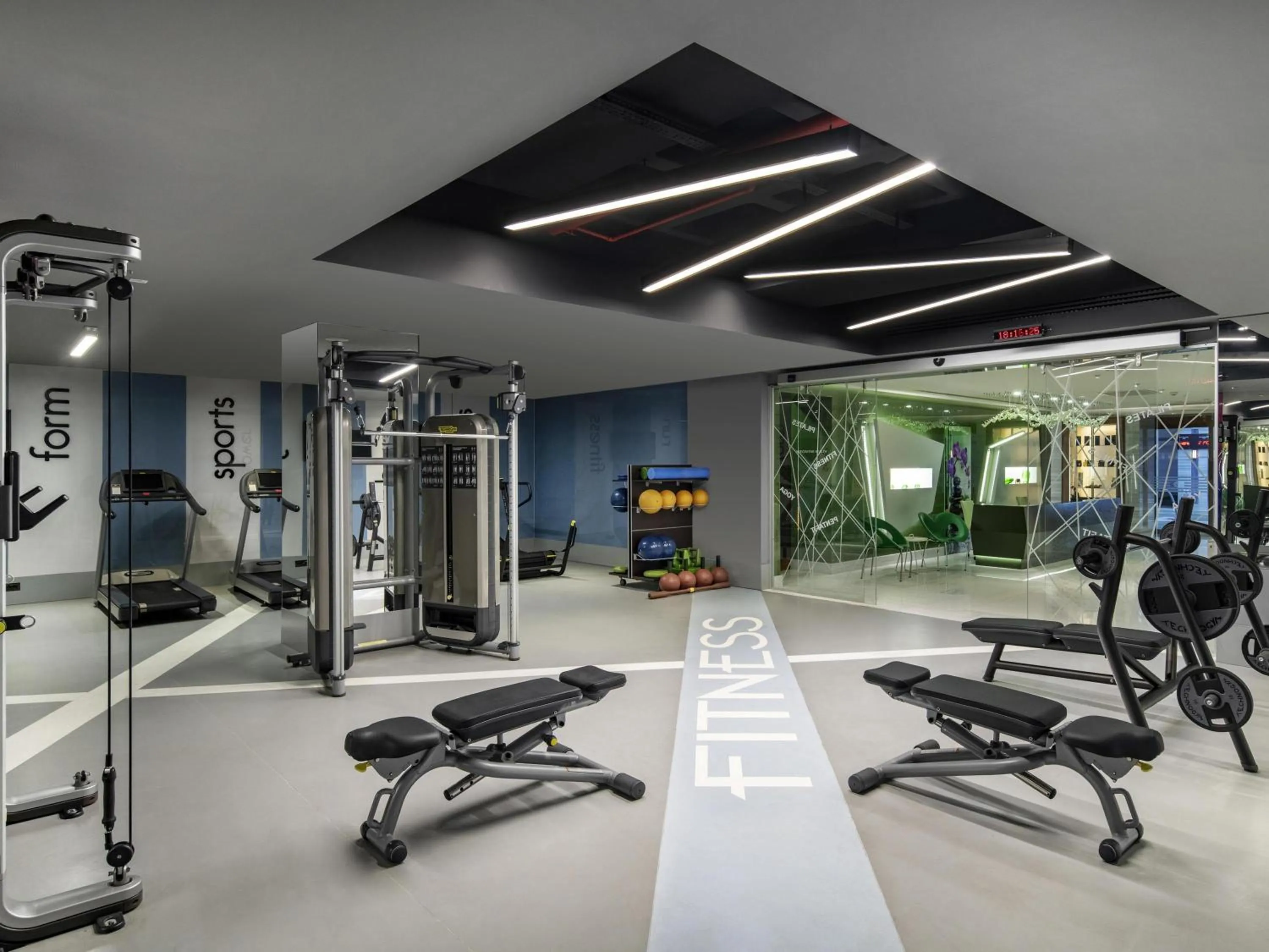 Fitness centre/facilities in Mövenpick Hotel & Thermal Spa Bursa
