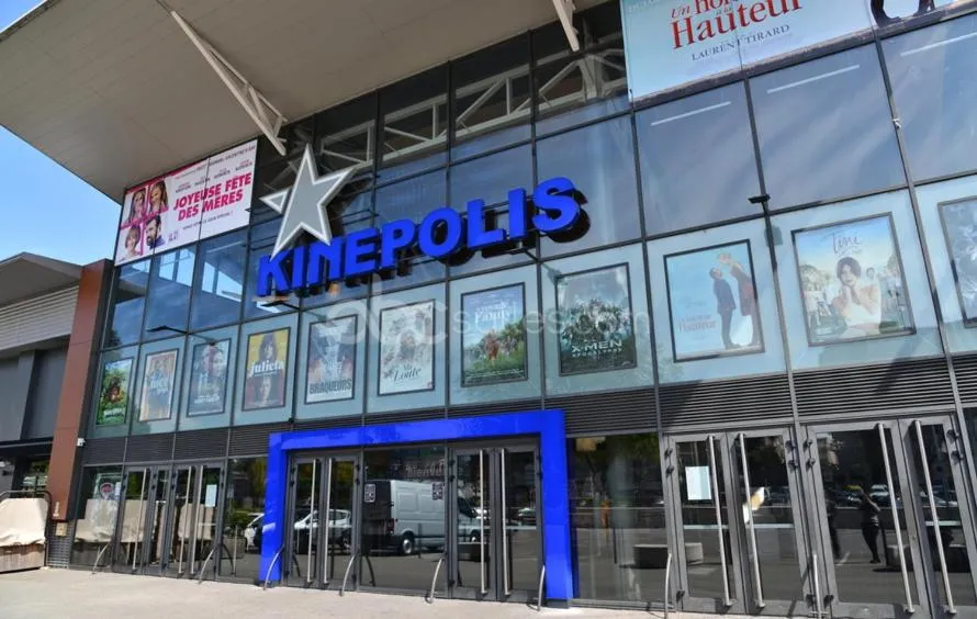 Entertainment in Le Panorama