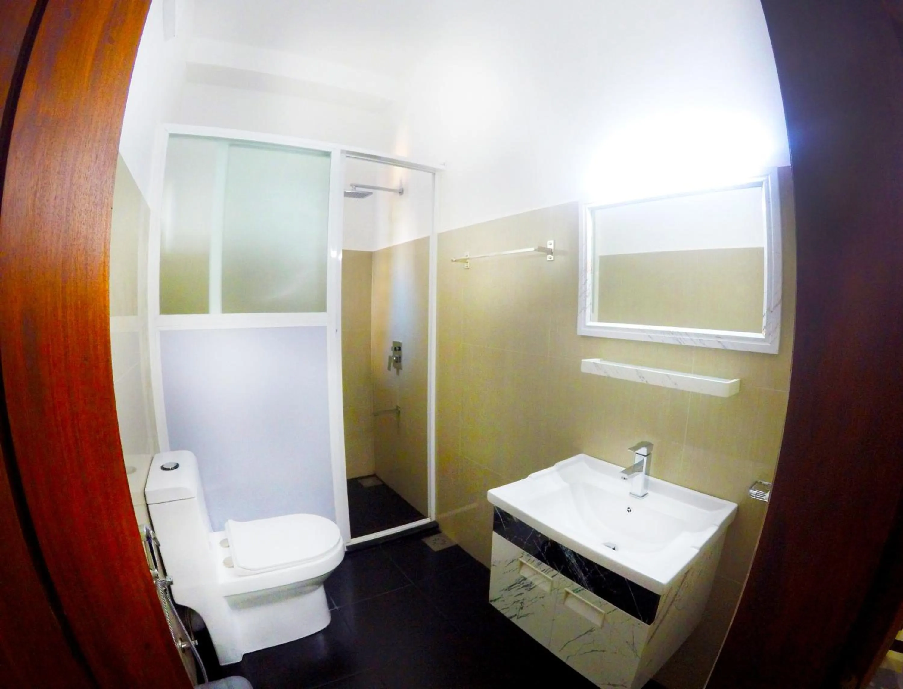 Bathroom in Colombo Residency