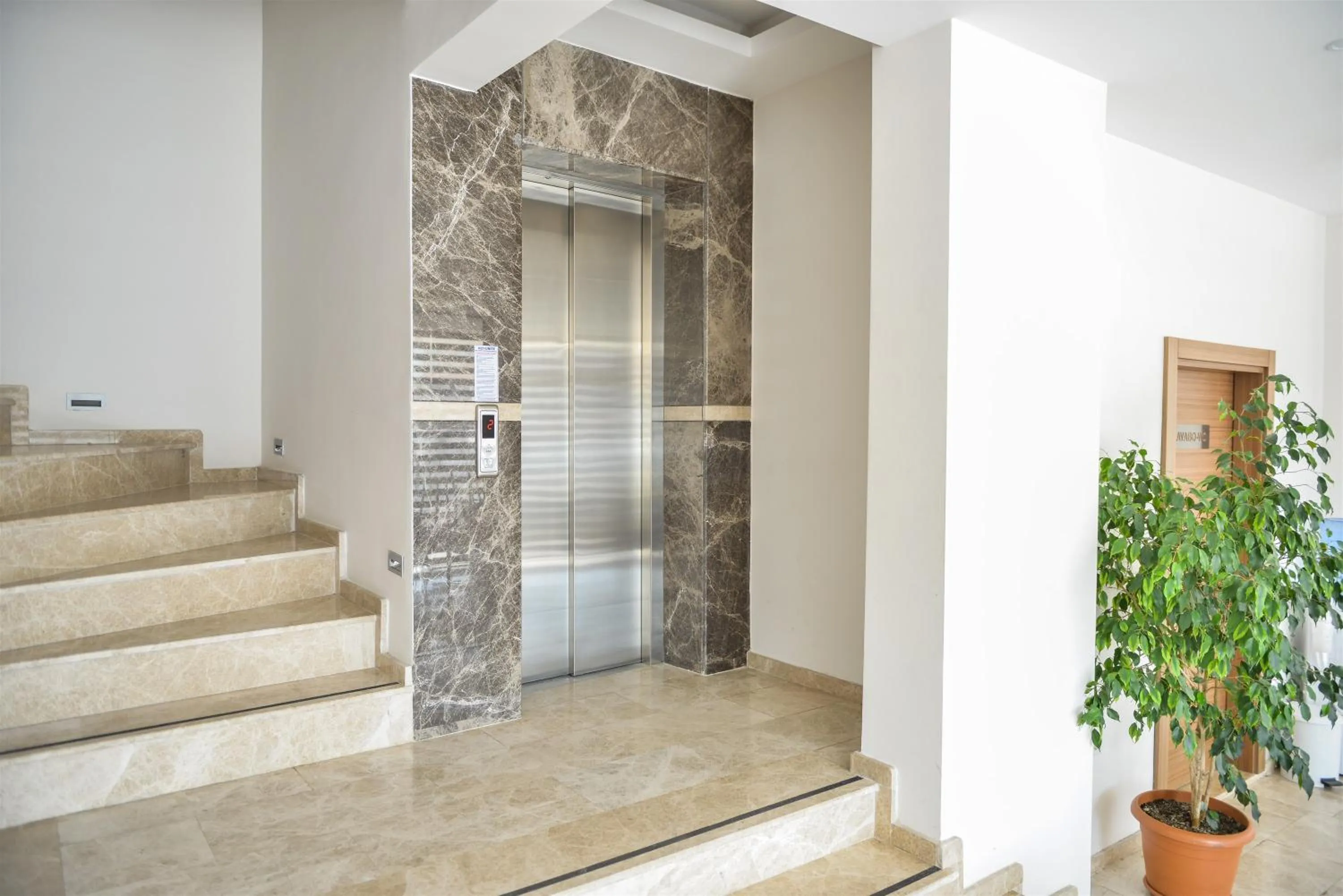 elevator in Hakcan Hotel