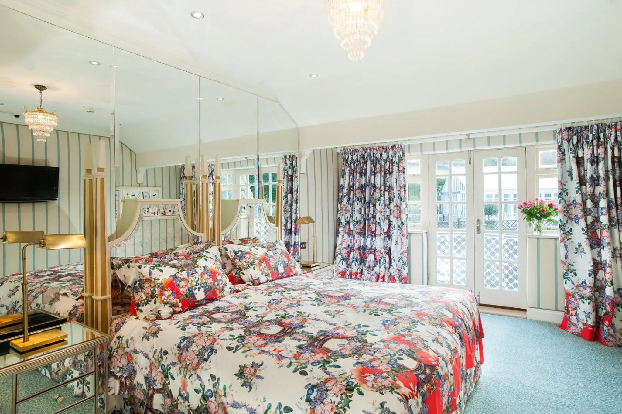 Bedroom, Bed in Summer Lodge Country House Hotel