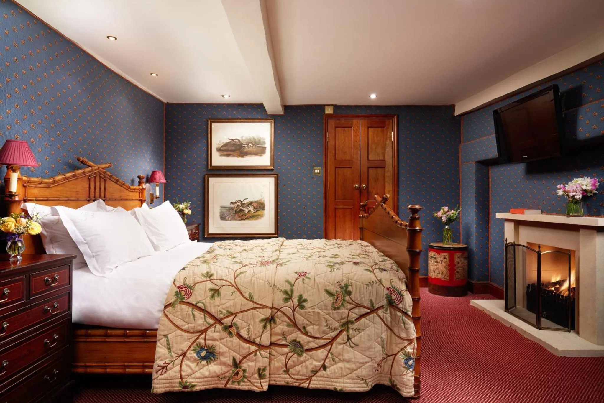 Photo of the whole room, Bed in Summer Lodge Country House Hotel