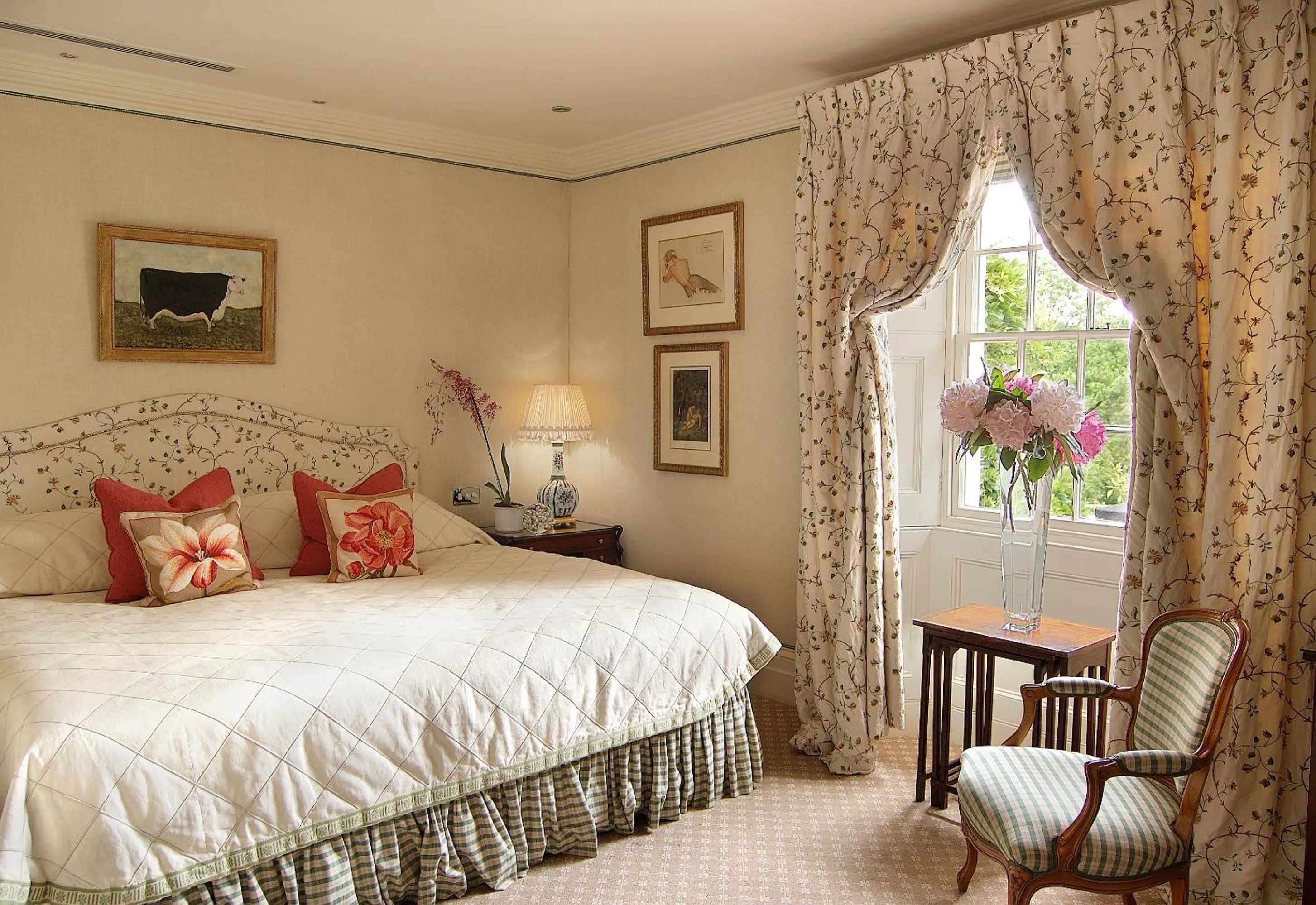 Photo of the whole room, Bed in Summer Lodge Country House Hotel