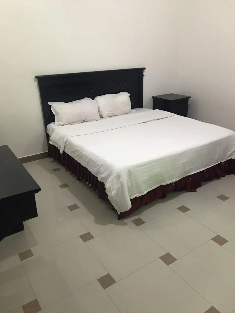 Bed in Al Makan Al Mosafer 116 Hotel by Al Azmy