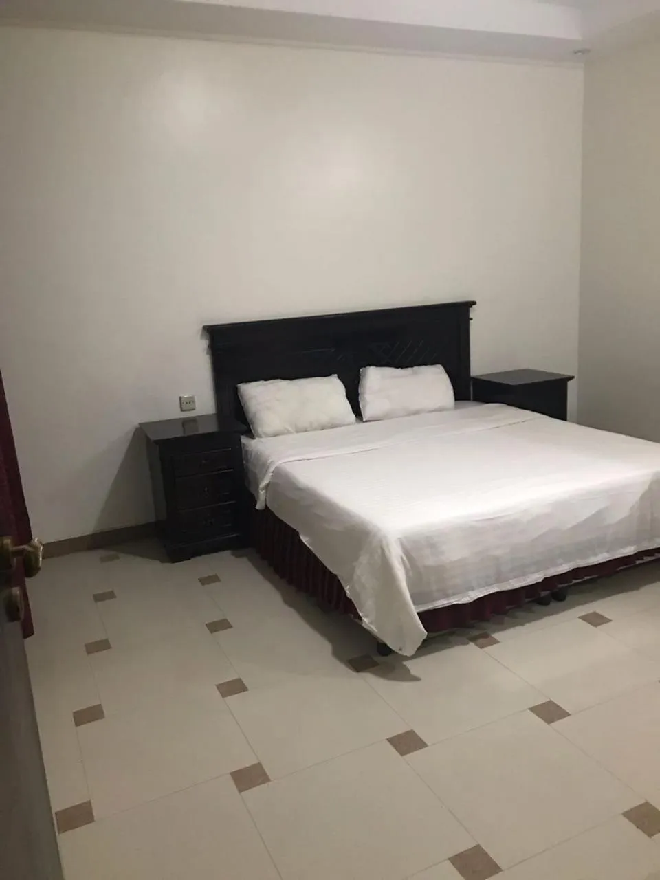 Bed in Al Makan Al Mosafer 116 Hotel by Al Azmy