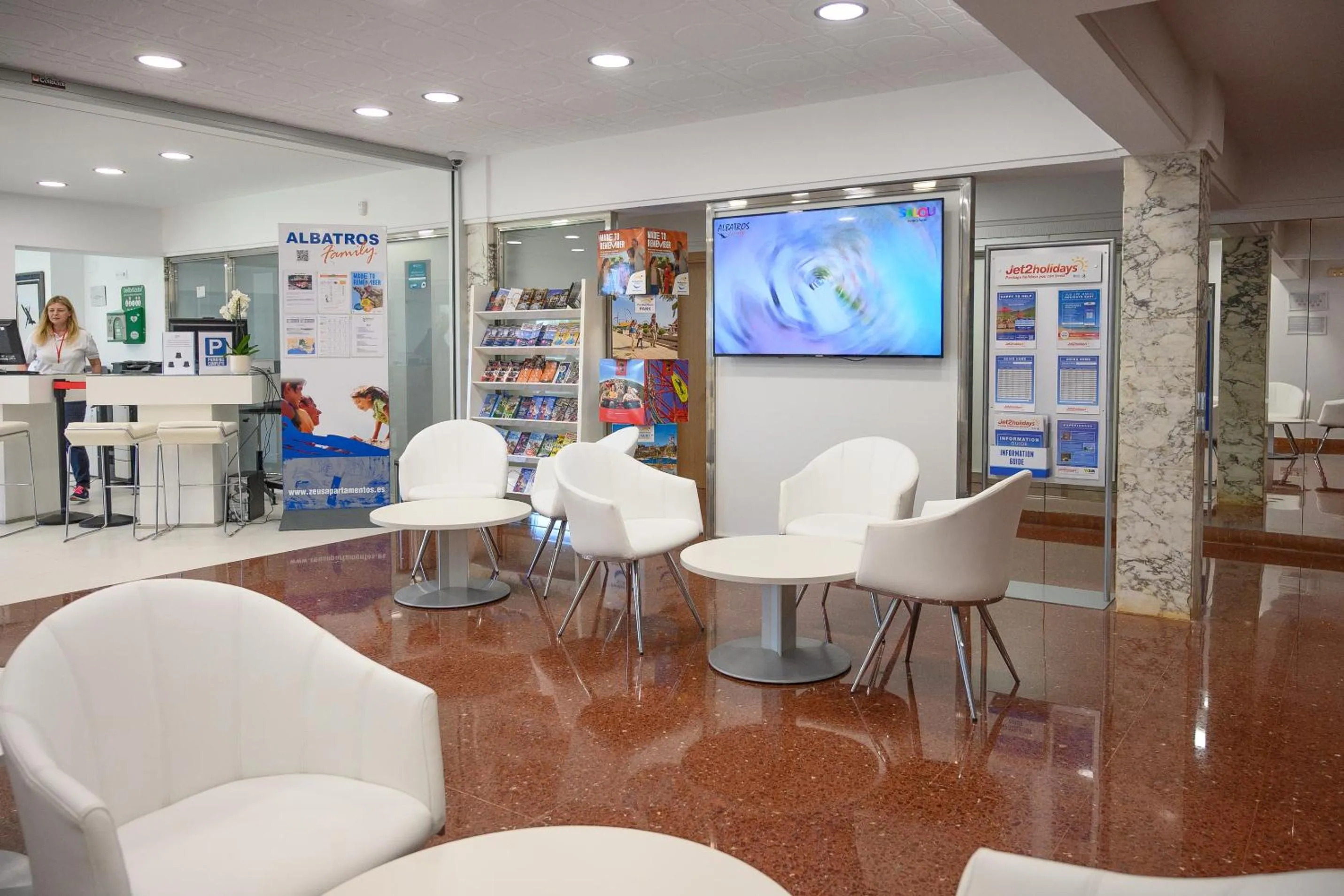 TV and multimedia in Albatros Family