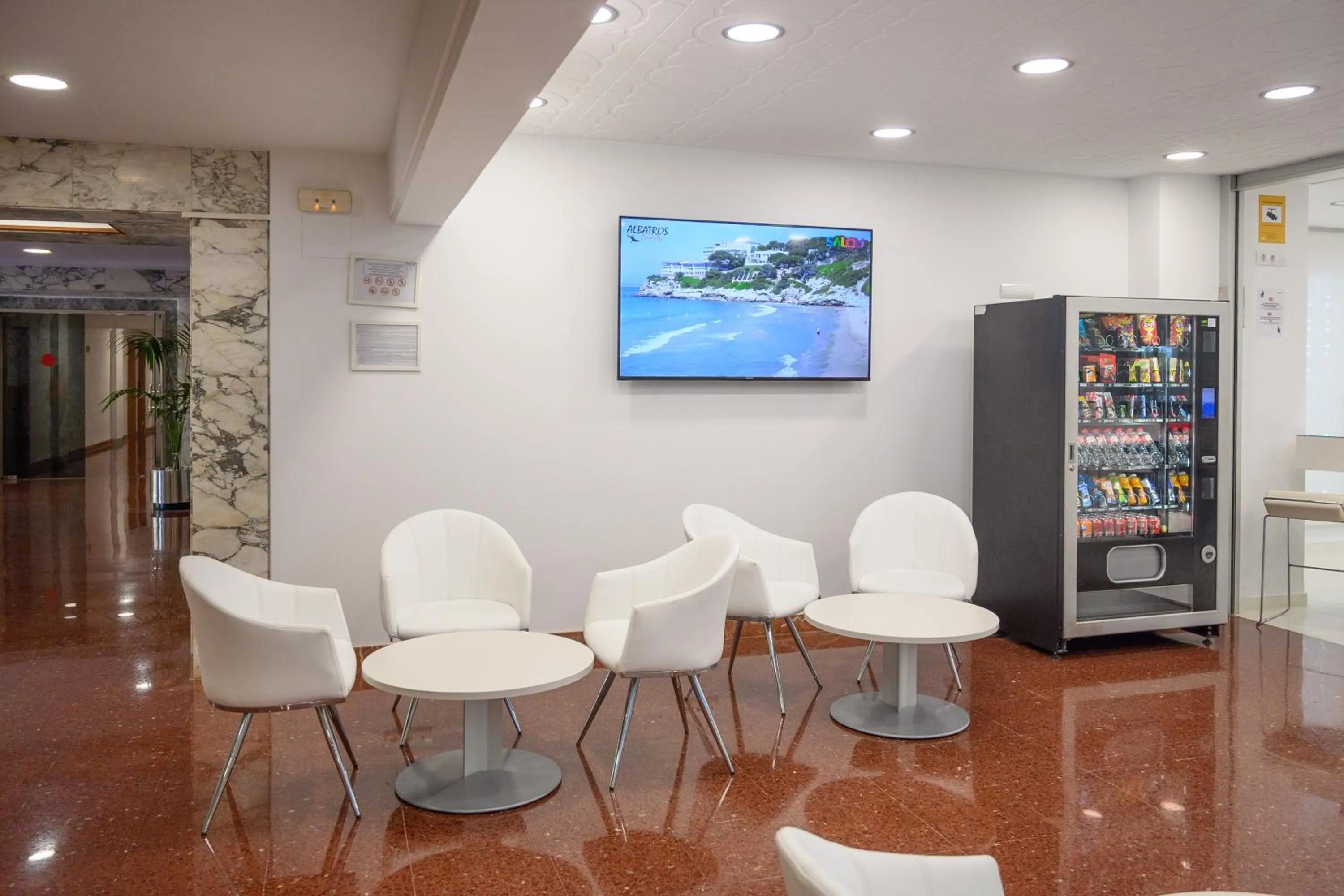 TV and multimedia in Albatros Family