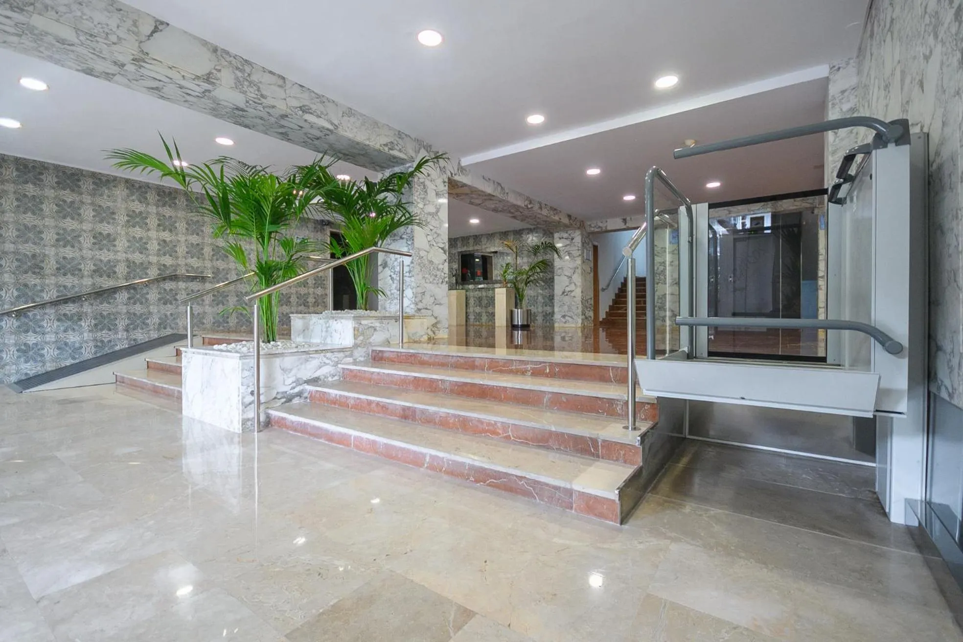 Facade/entrance in Albatros Family