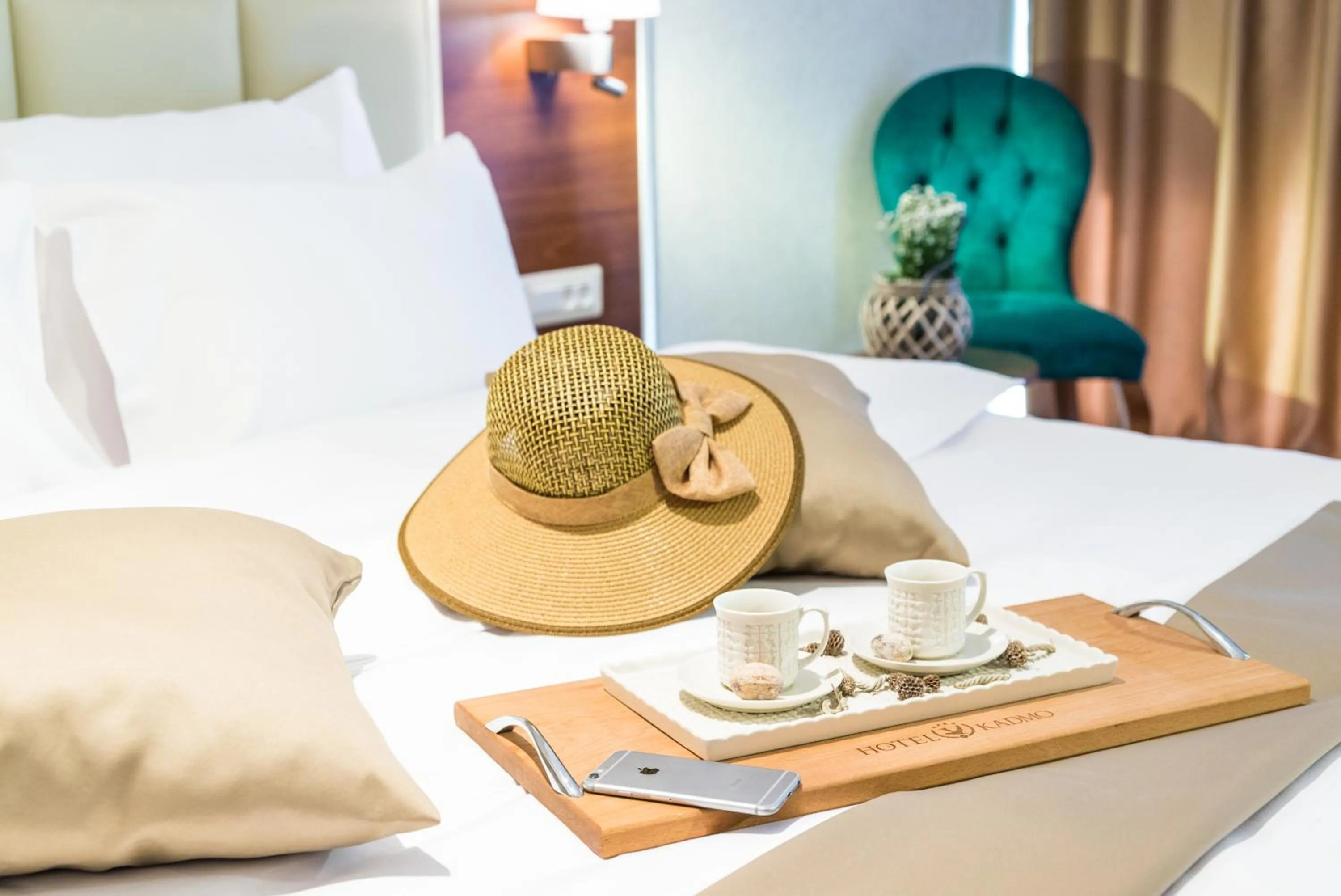 Bed in Hotel Kadmo by Aycon