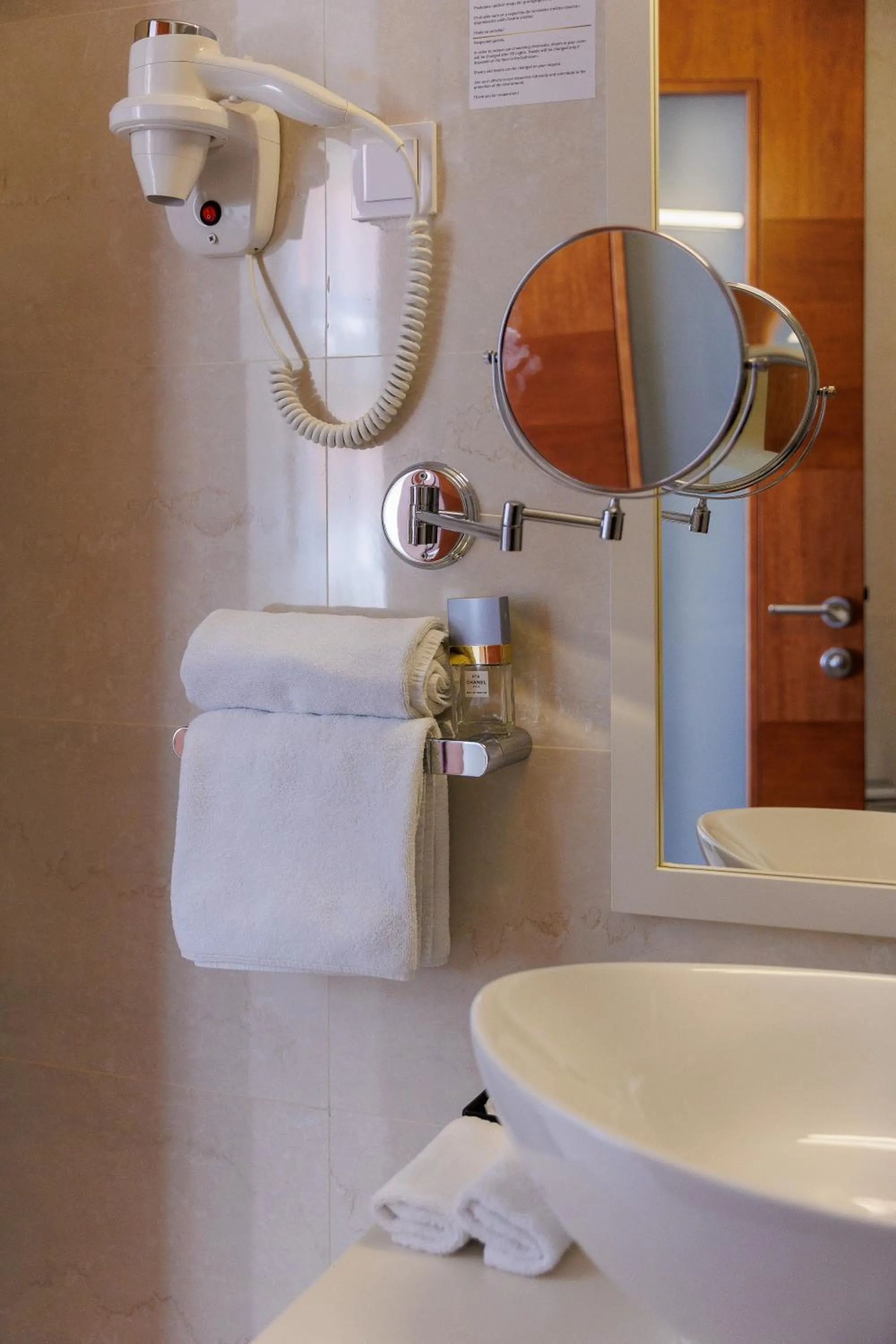 Hotel Kadmo by Aycon