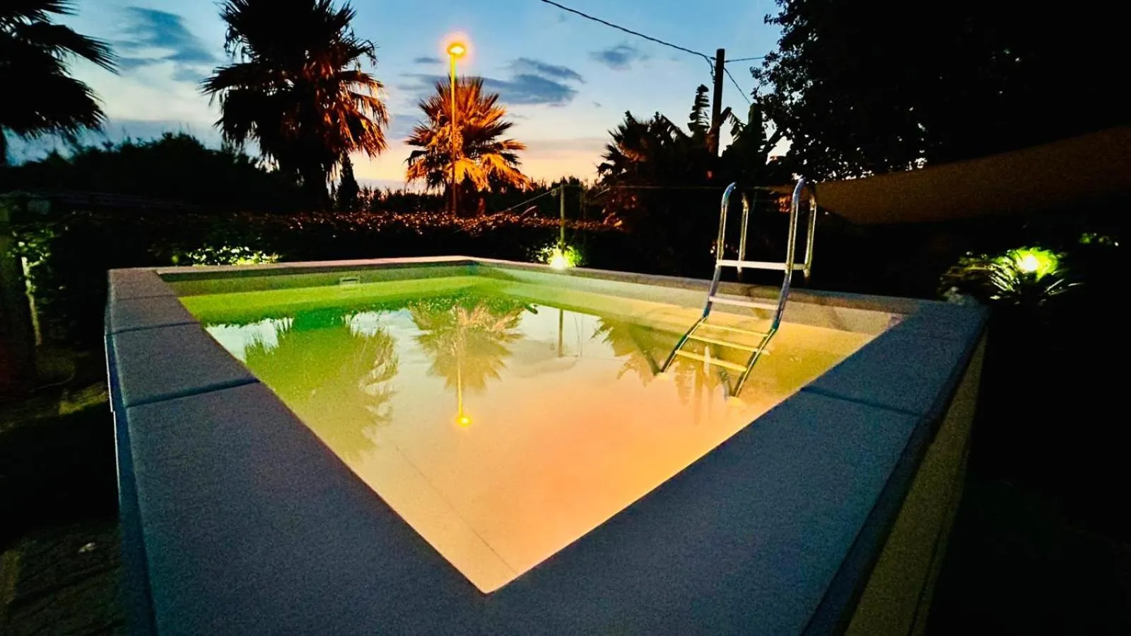 Swimming pool in B&B Oasi al Mare