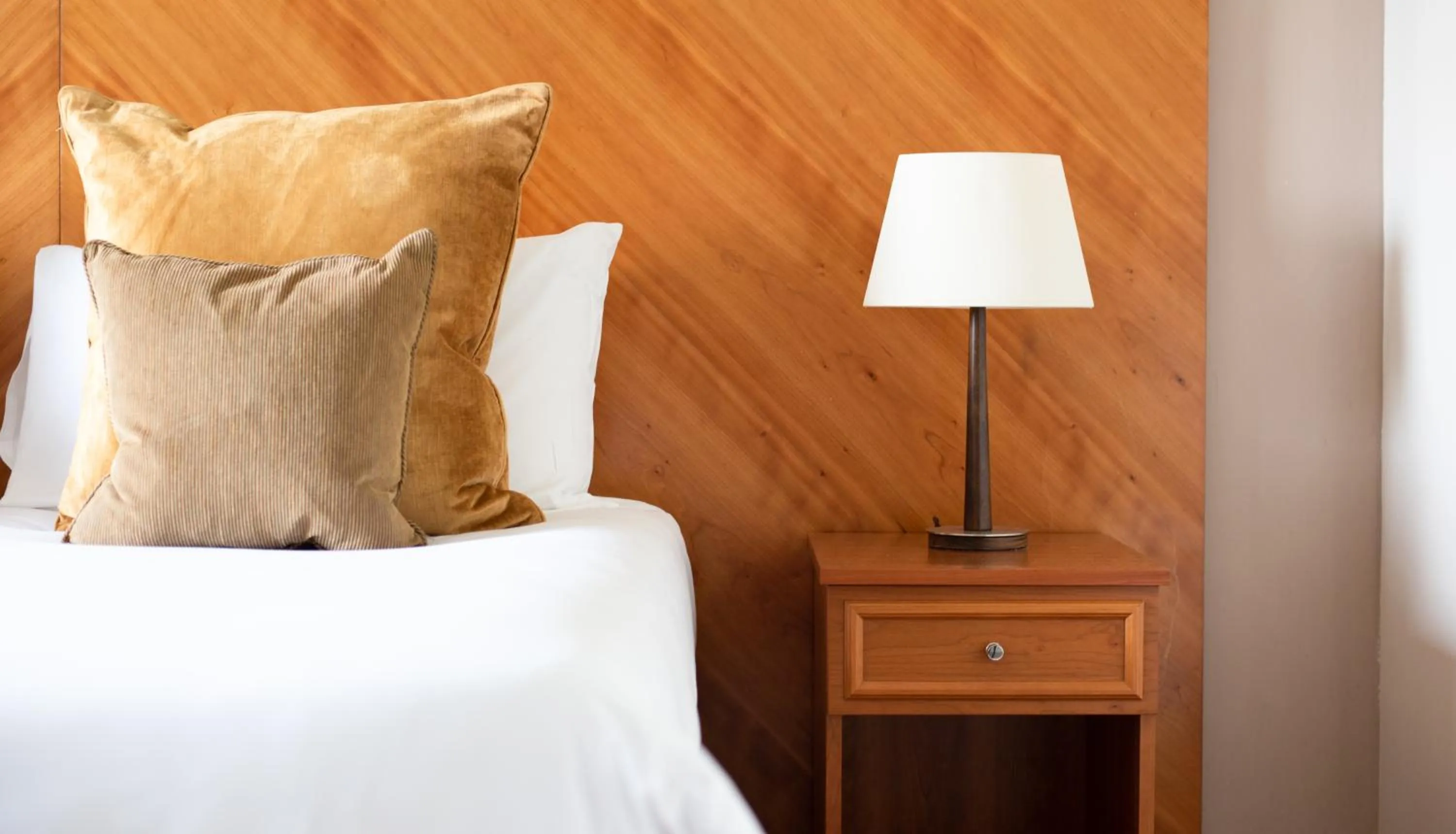 Bedroom, Bed in Thorpeness Golf Club and Hotel