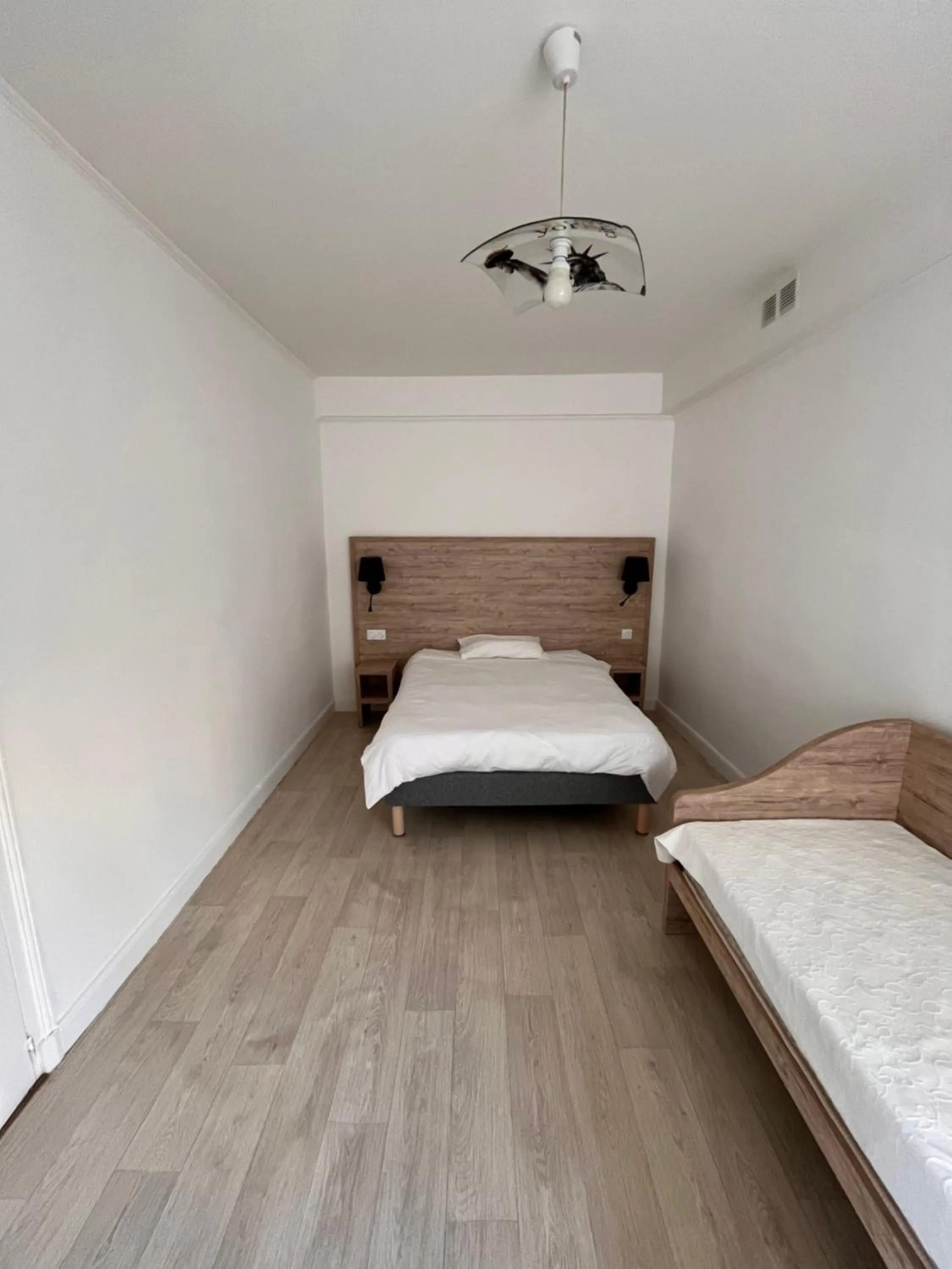 Bed in Hotel Le D'artagnan