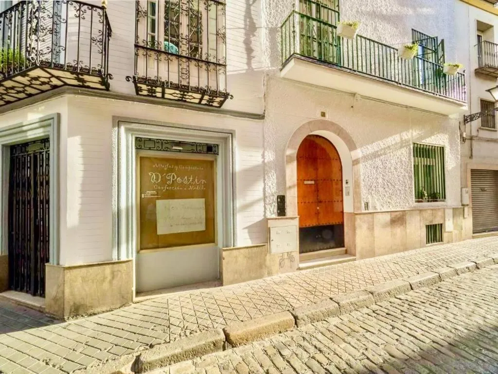 Property building in Los Rincones de Stephan