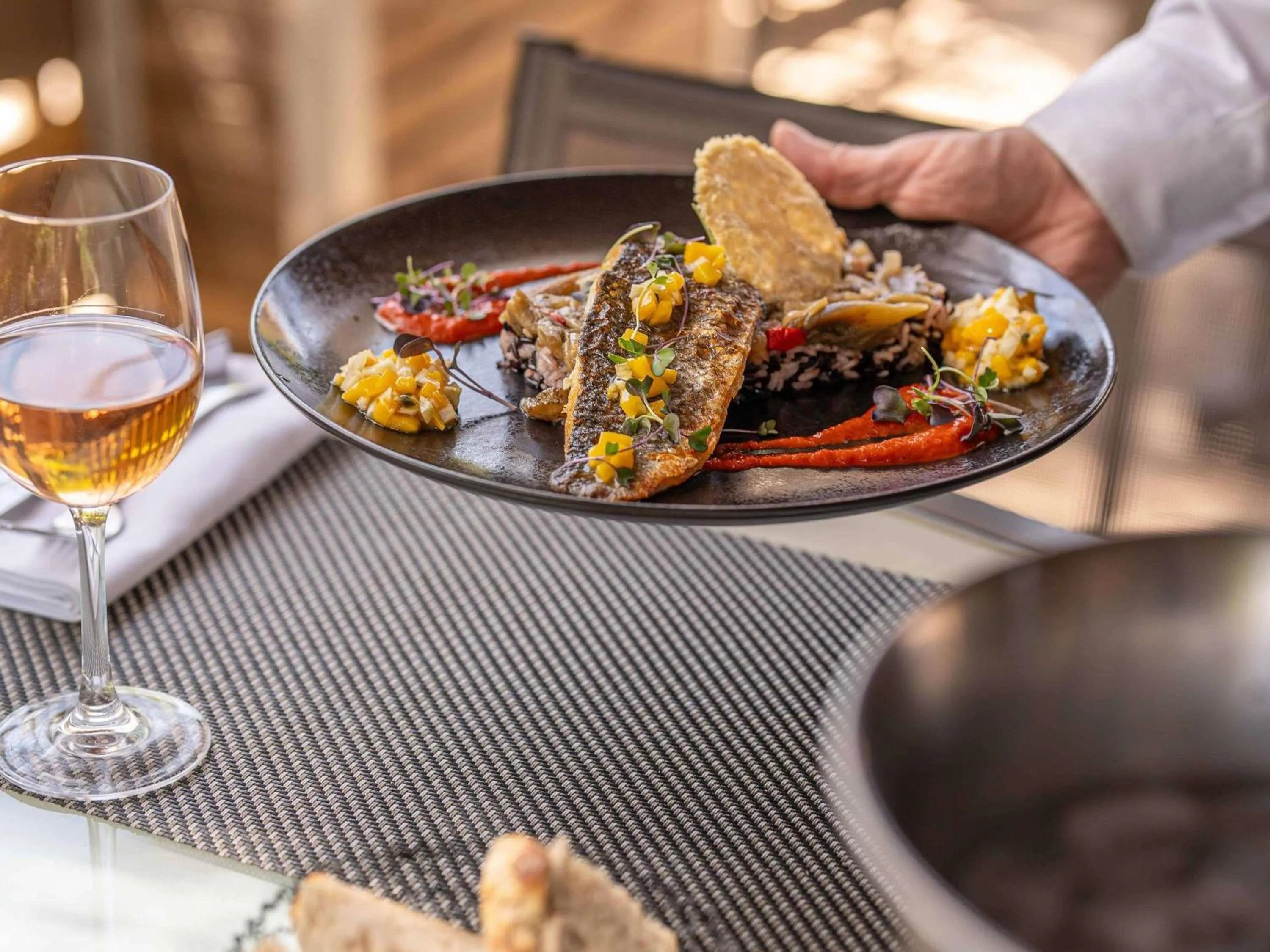 Restaurant/places to eat in Mercure Aix-En-Provence Sainte-Victoire