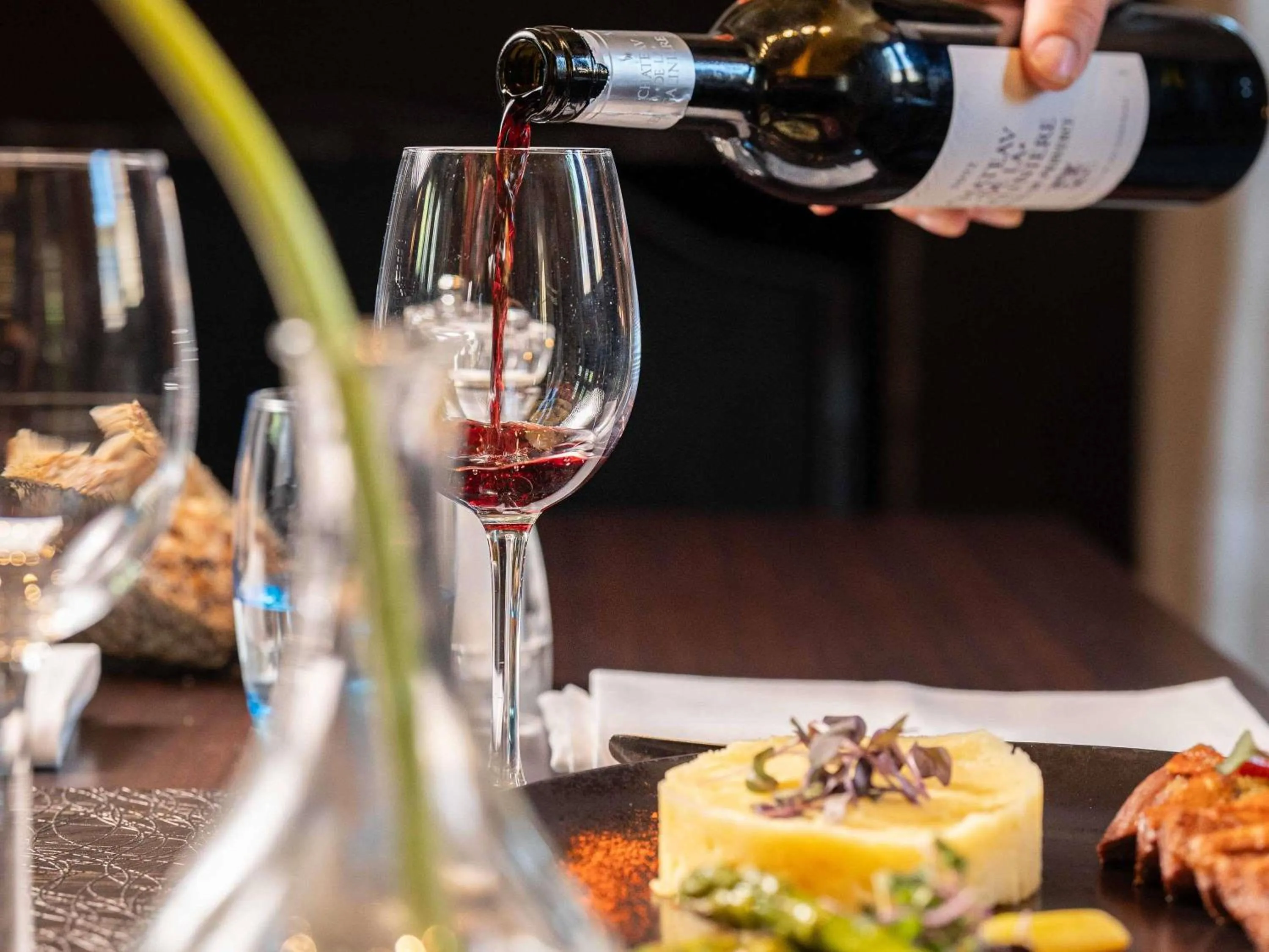 Restaurant/places to eat in Mercure Aix-En-Provence Sainte-Victoire