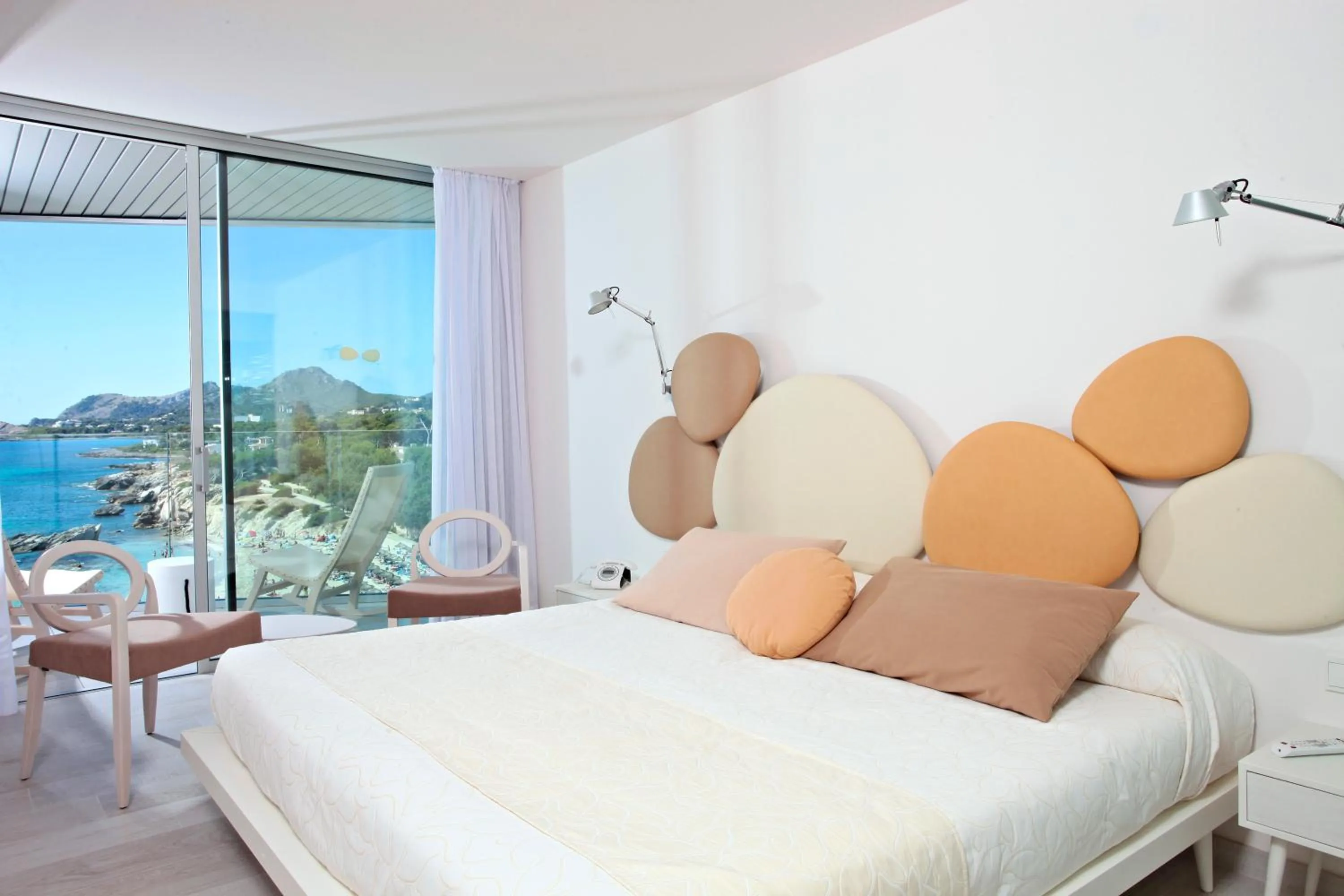 Bed in Son Moll Sentits Hotel & Spa - Adults Only