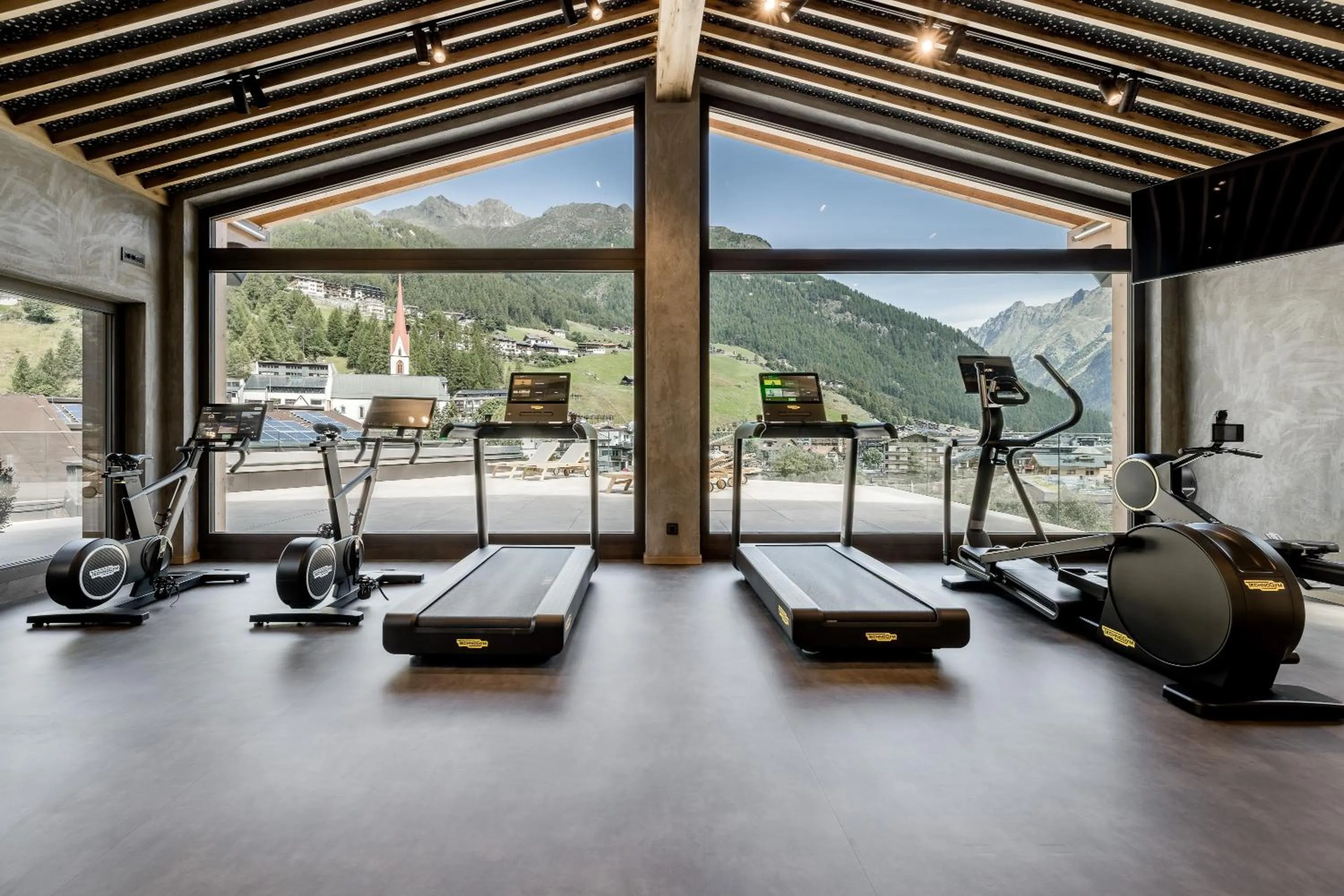 Fitness centre/facilities in Das Central – Alpine . Luxury . Life