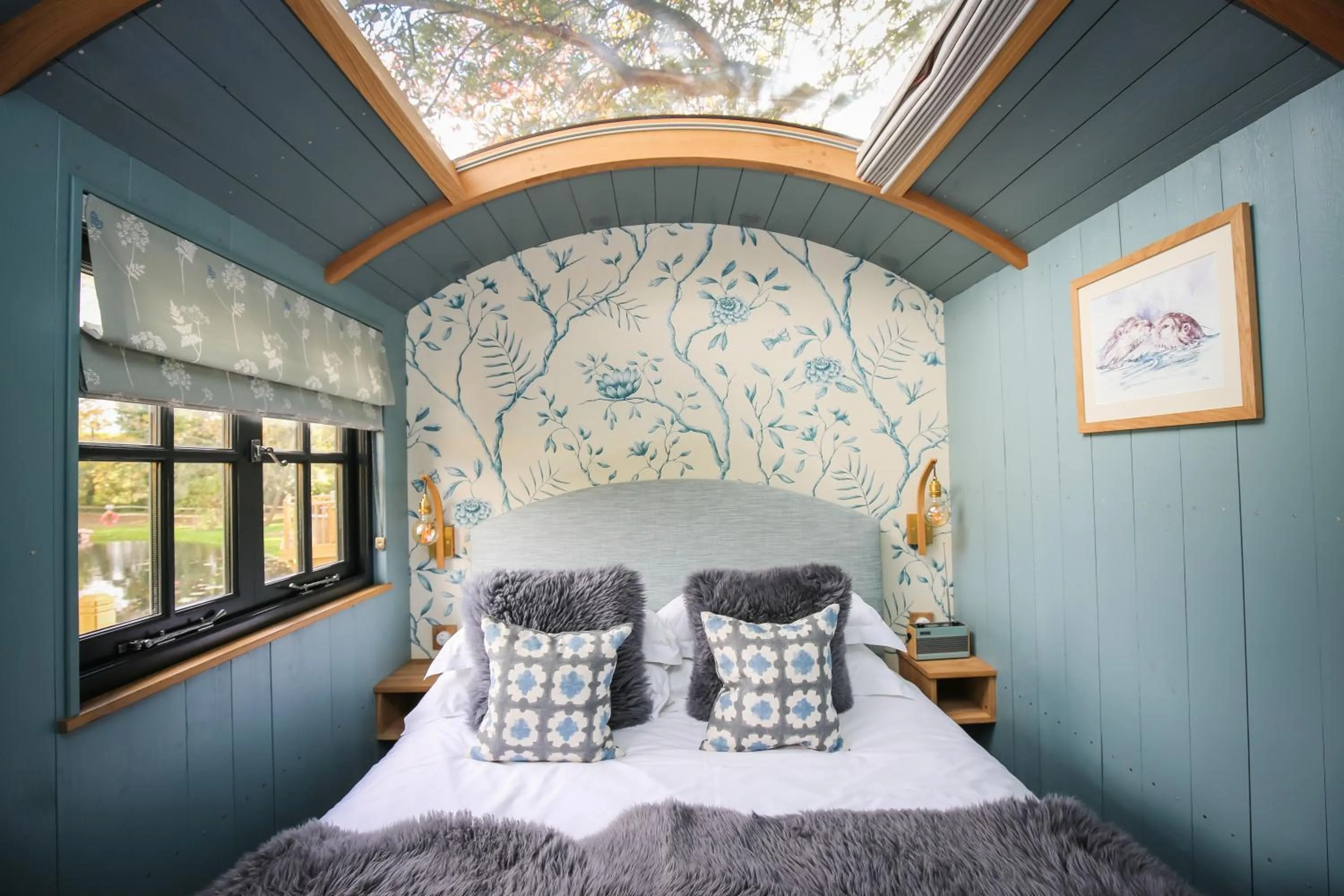 Bedroom, Bed in Lympstone Manor Hotel Restaurant & Vineyard - Relais & Chateaux