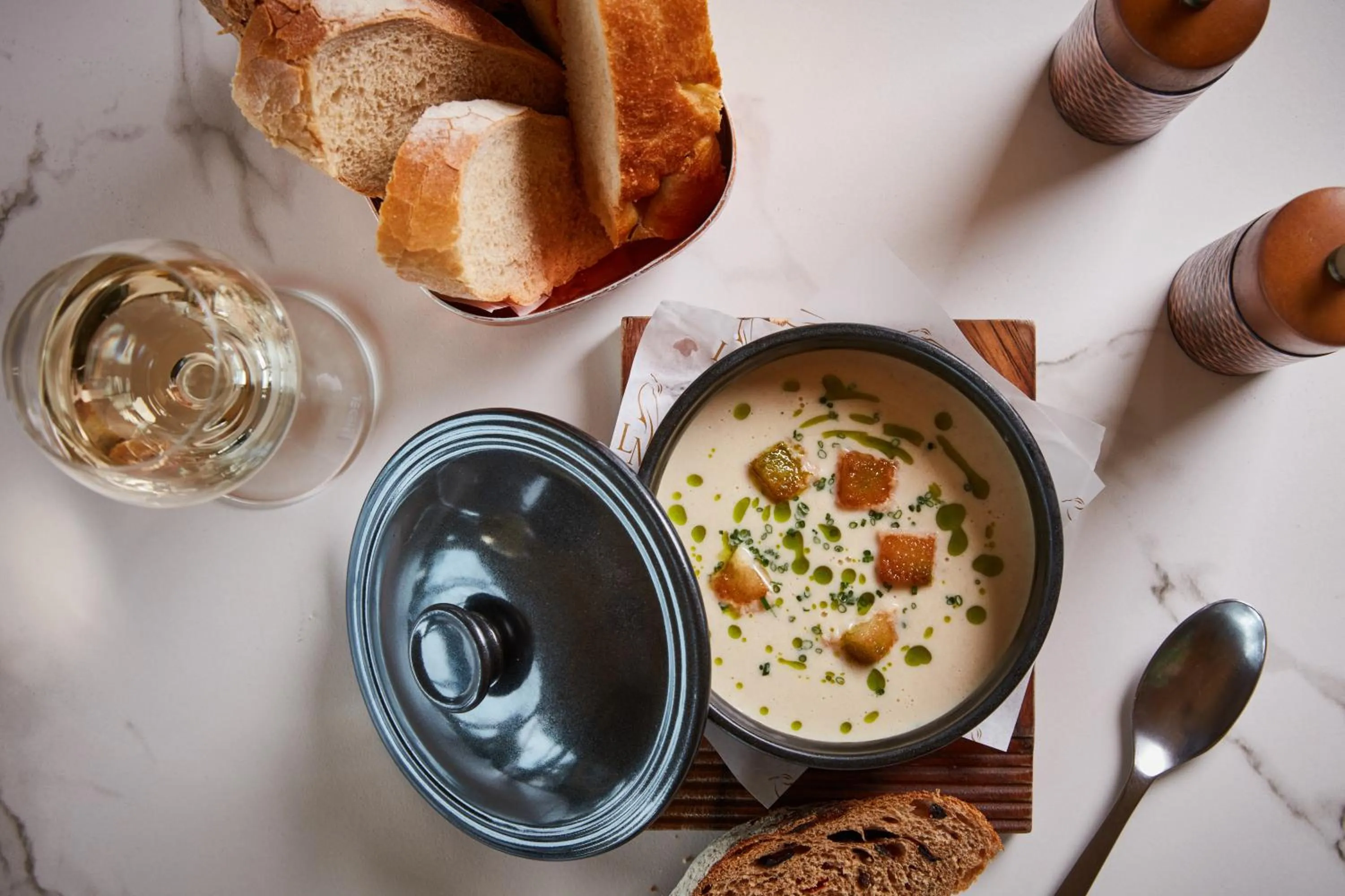 Restaurant/places to eat in Lympstone Manor Hotel Restaurant & Vineyard - Relais & Chateaux