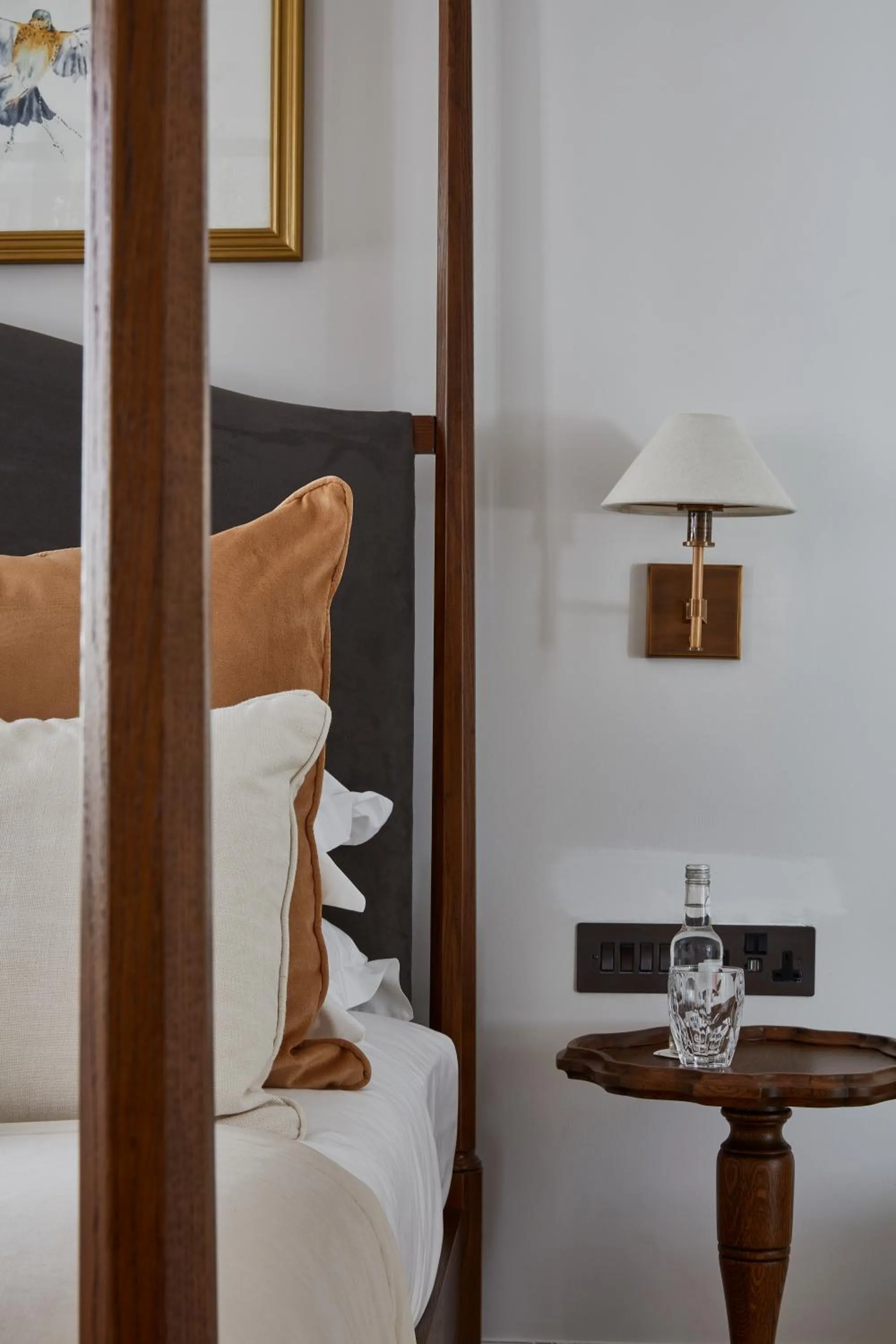 Bed in Lympstone Manor Hotel Restaurant & Vineyard - Relais & Chateaux