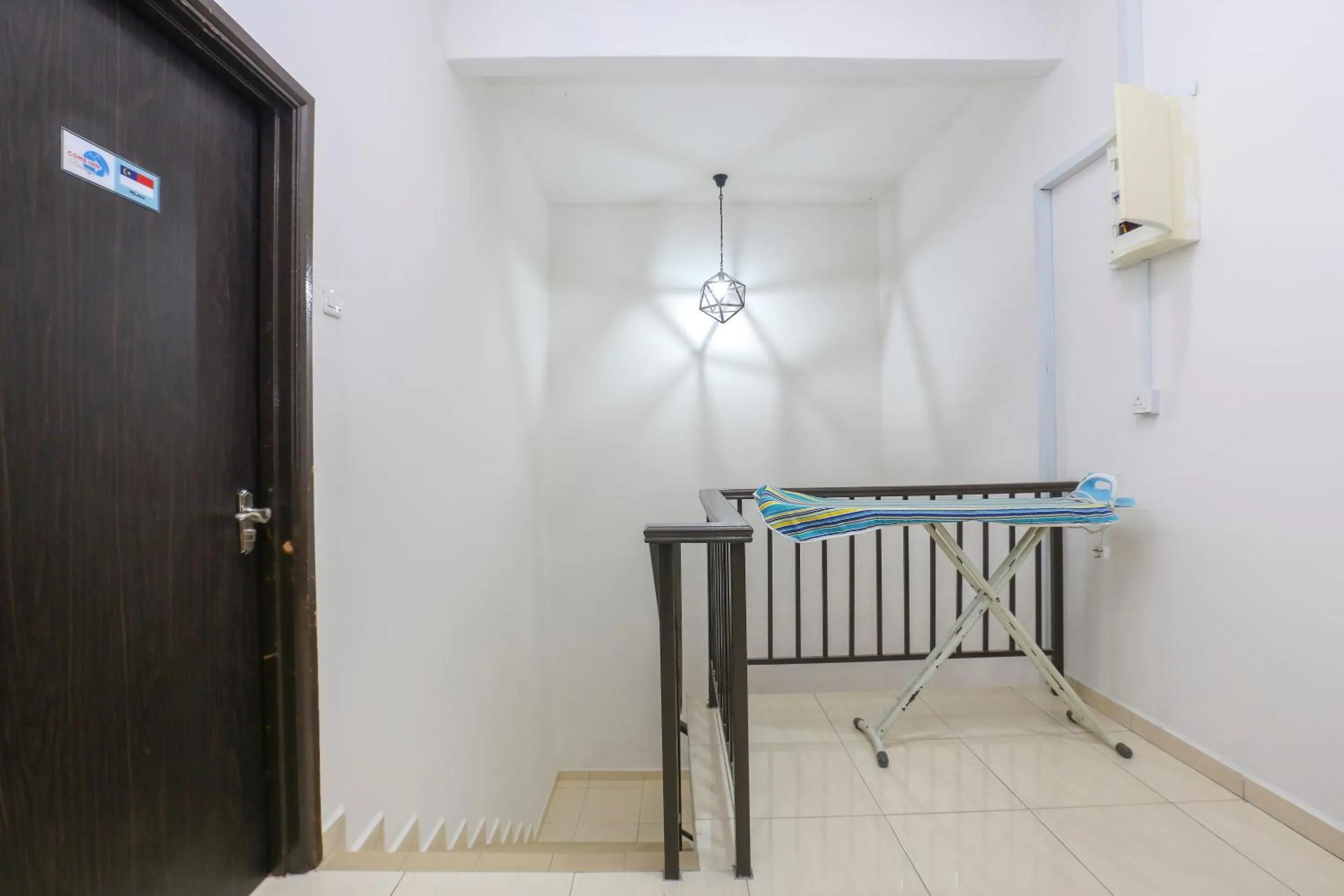 Lobby or reception, Bed in Hotel O Come Inn Premium