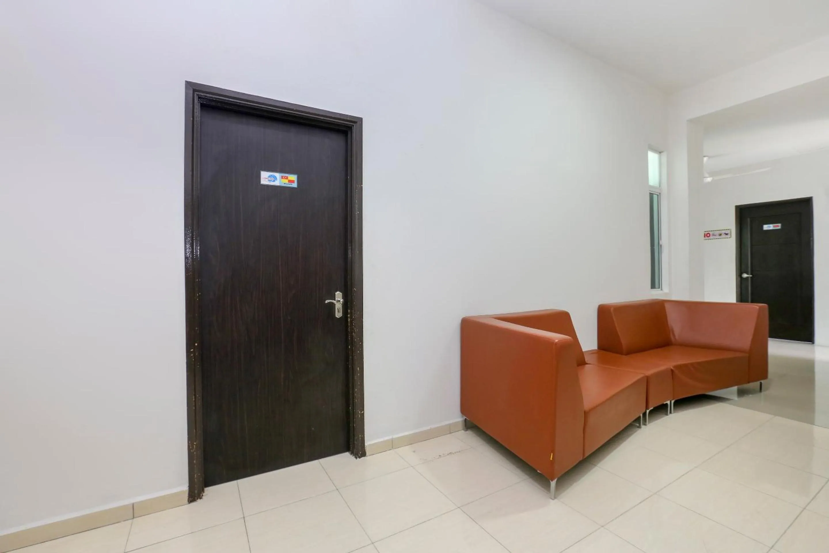 Lobby or reception in Hotel O Come Inn Premium