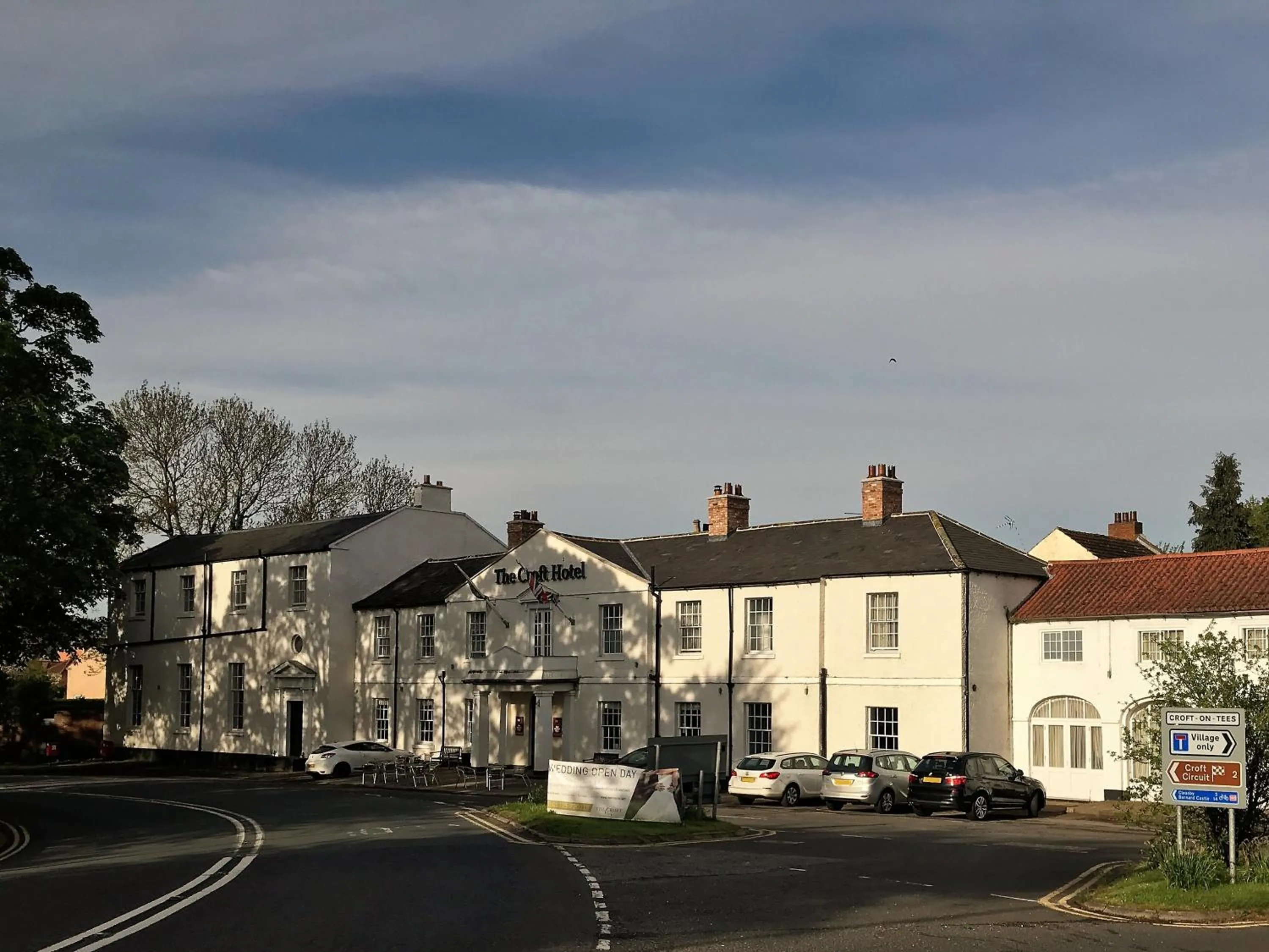 Facade/entrance in The Croft Hotel