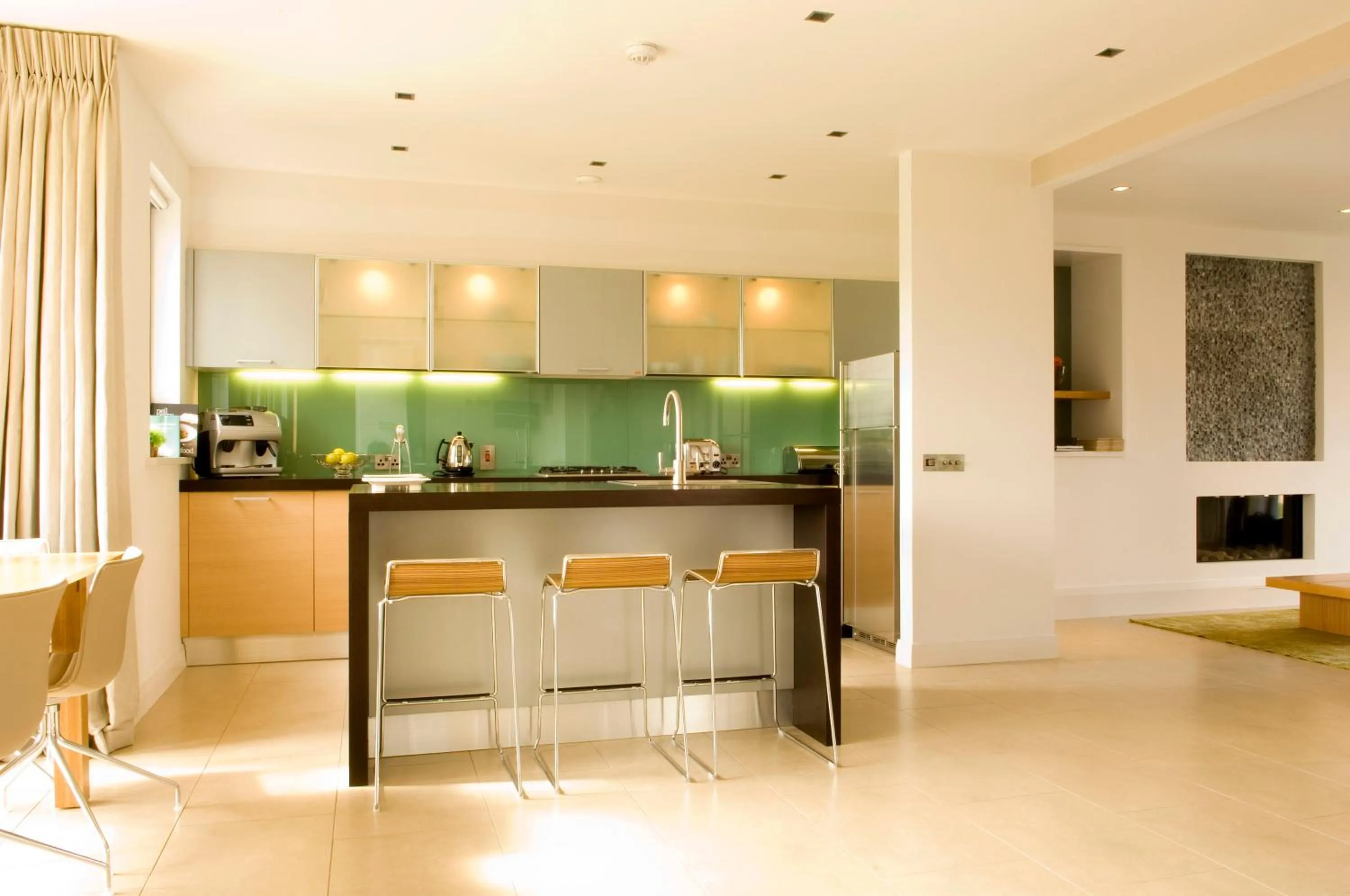 Kitchen or kitchenette in Waterford Castle Hotel Lodges