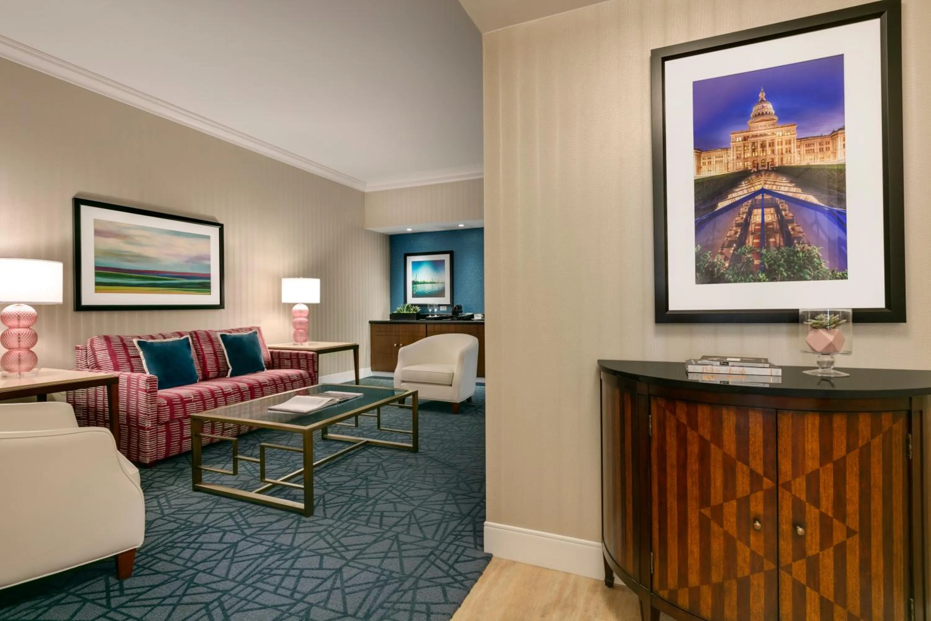 Living room in Fairmont Austin