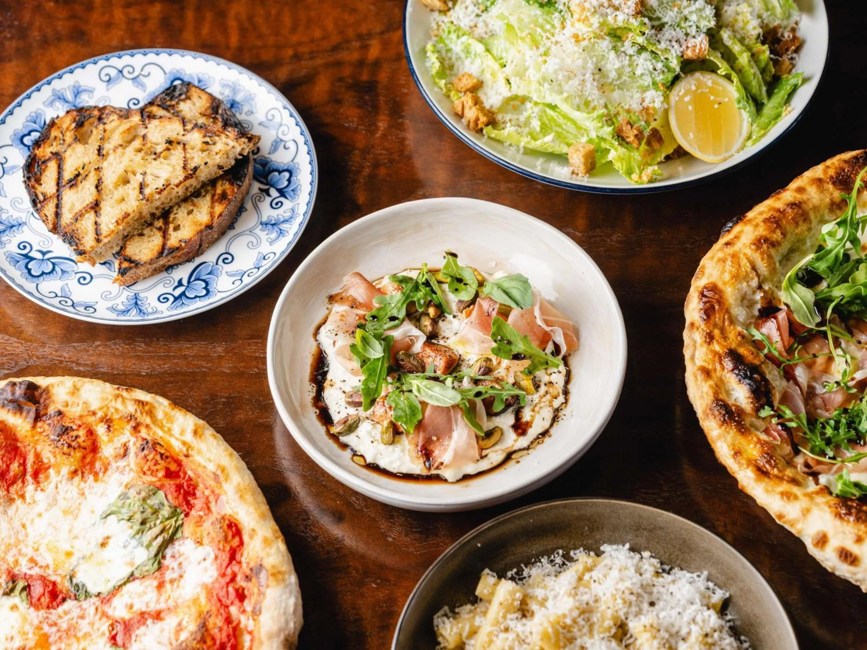 Restaurant/places to eat in Fairmont Austin