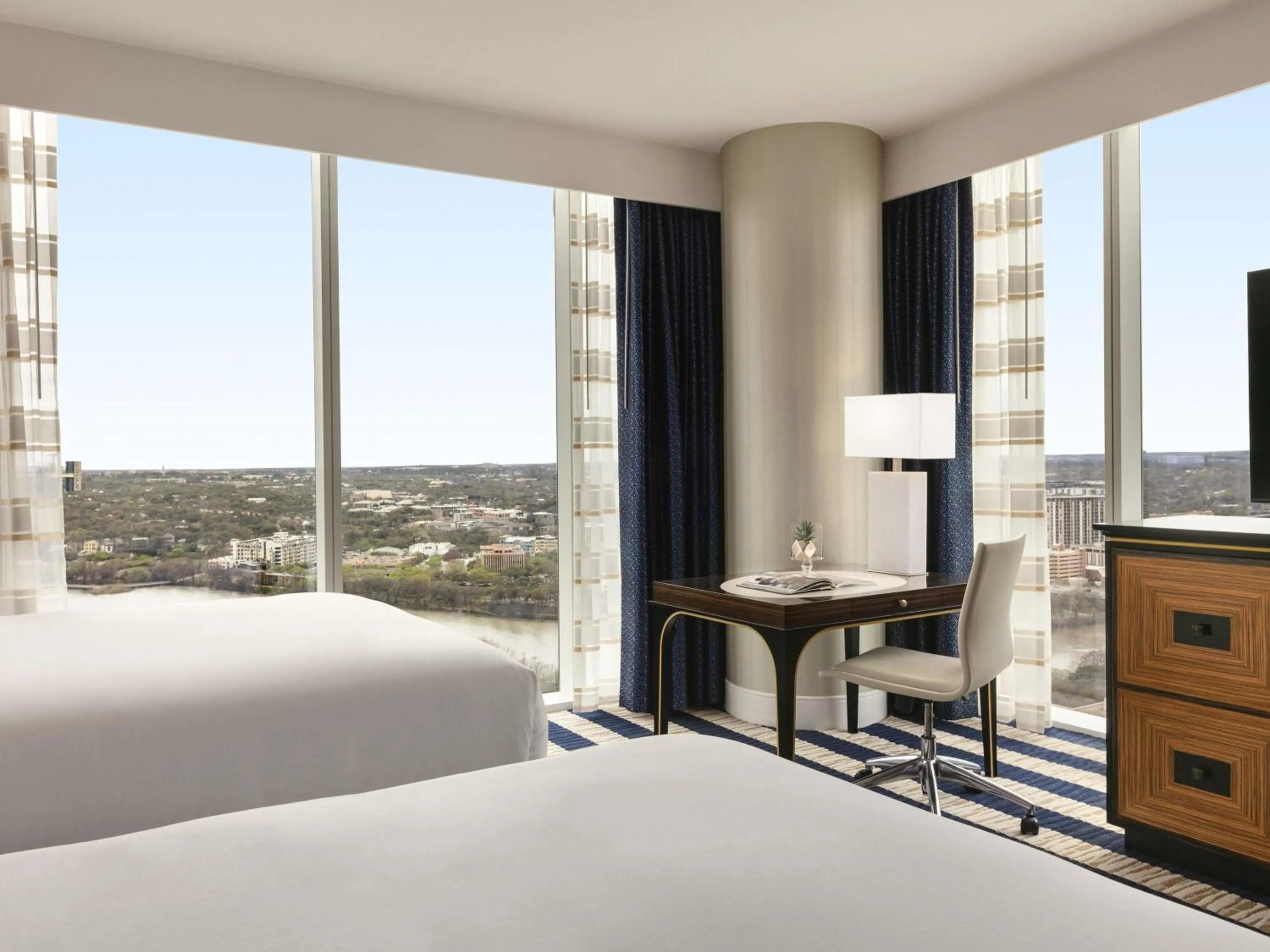 Bedroom, Bed in Fairmont Austin