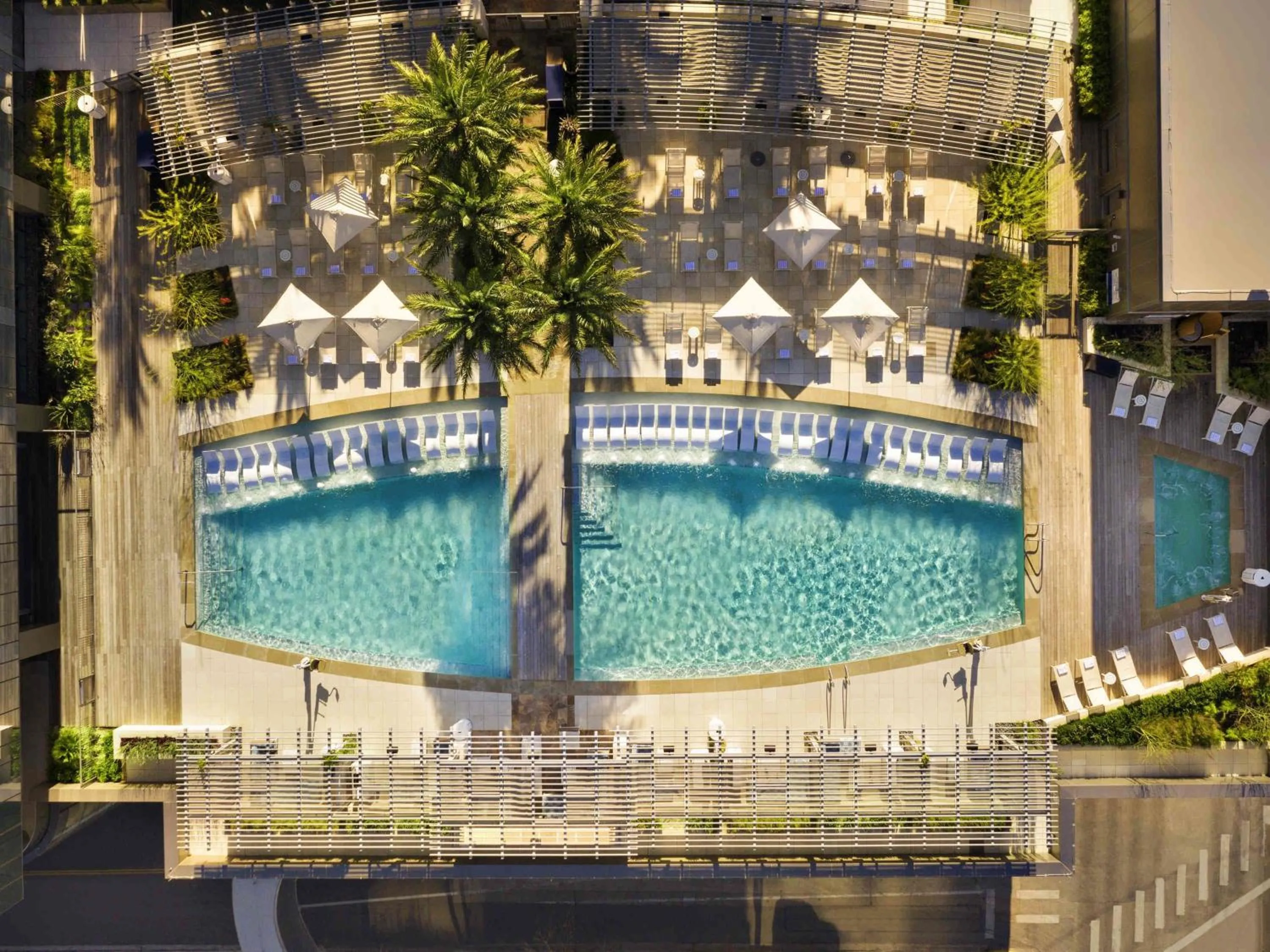 Pool view in Fairmont Austin