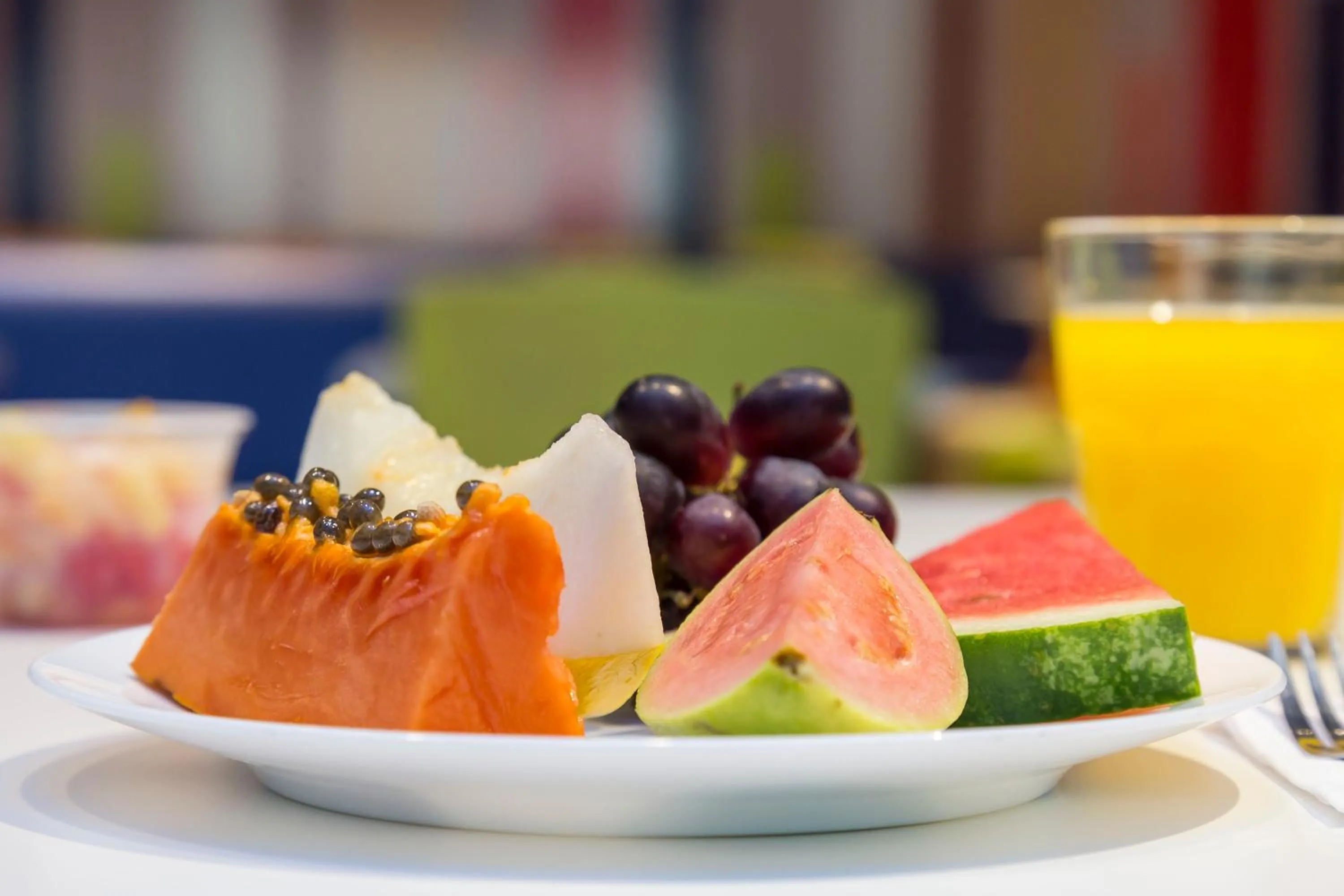 Food and drinks in ibis budget Curitiba Centro