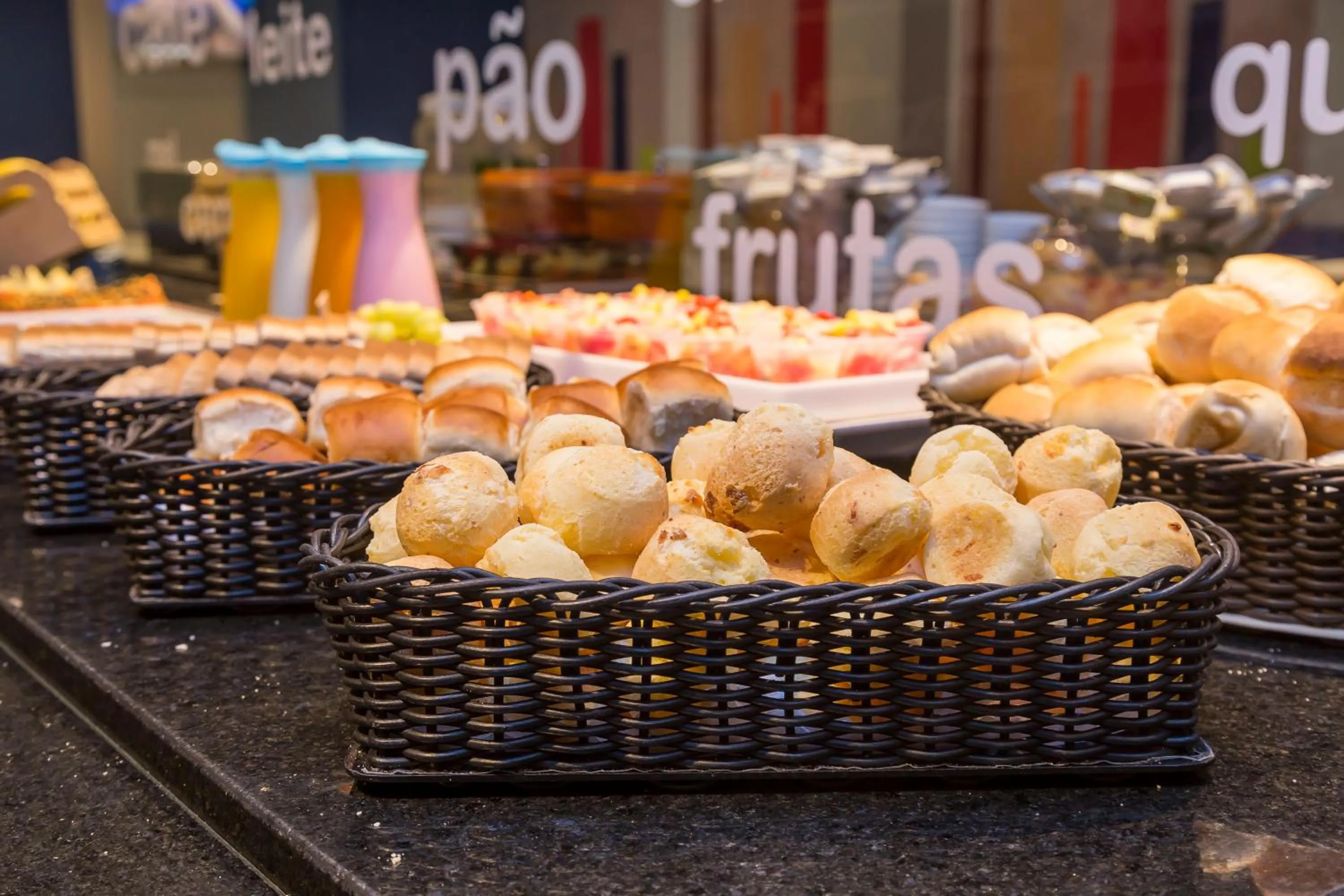 Food and drinks in ibis budget Curitiba Centro