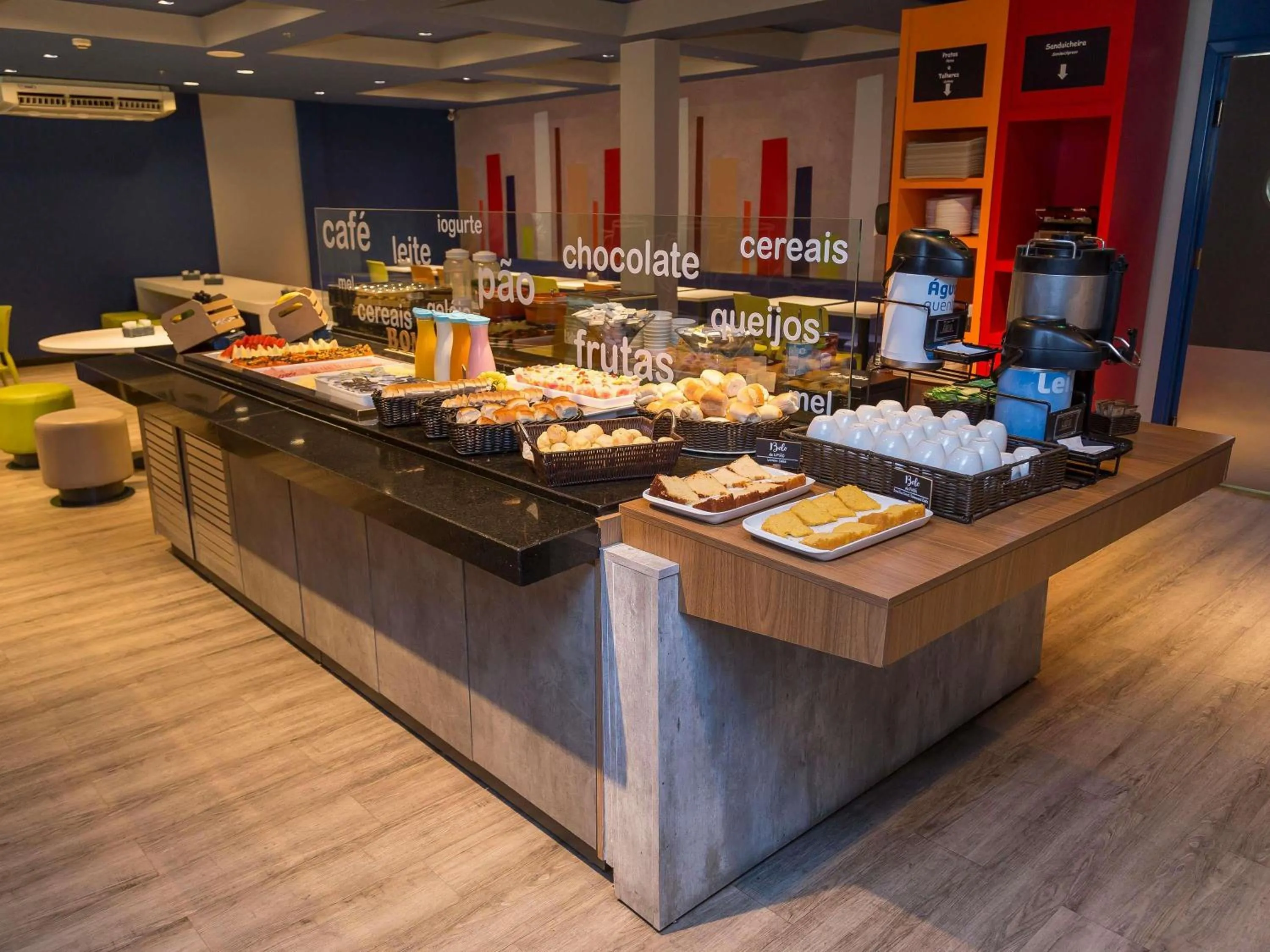 Property building in ibis budget Curitiba Centro