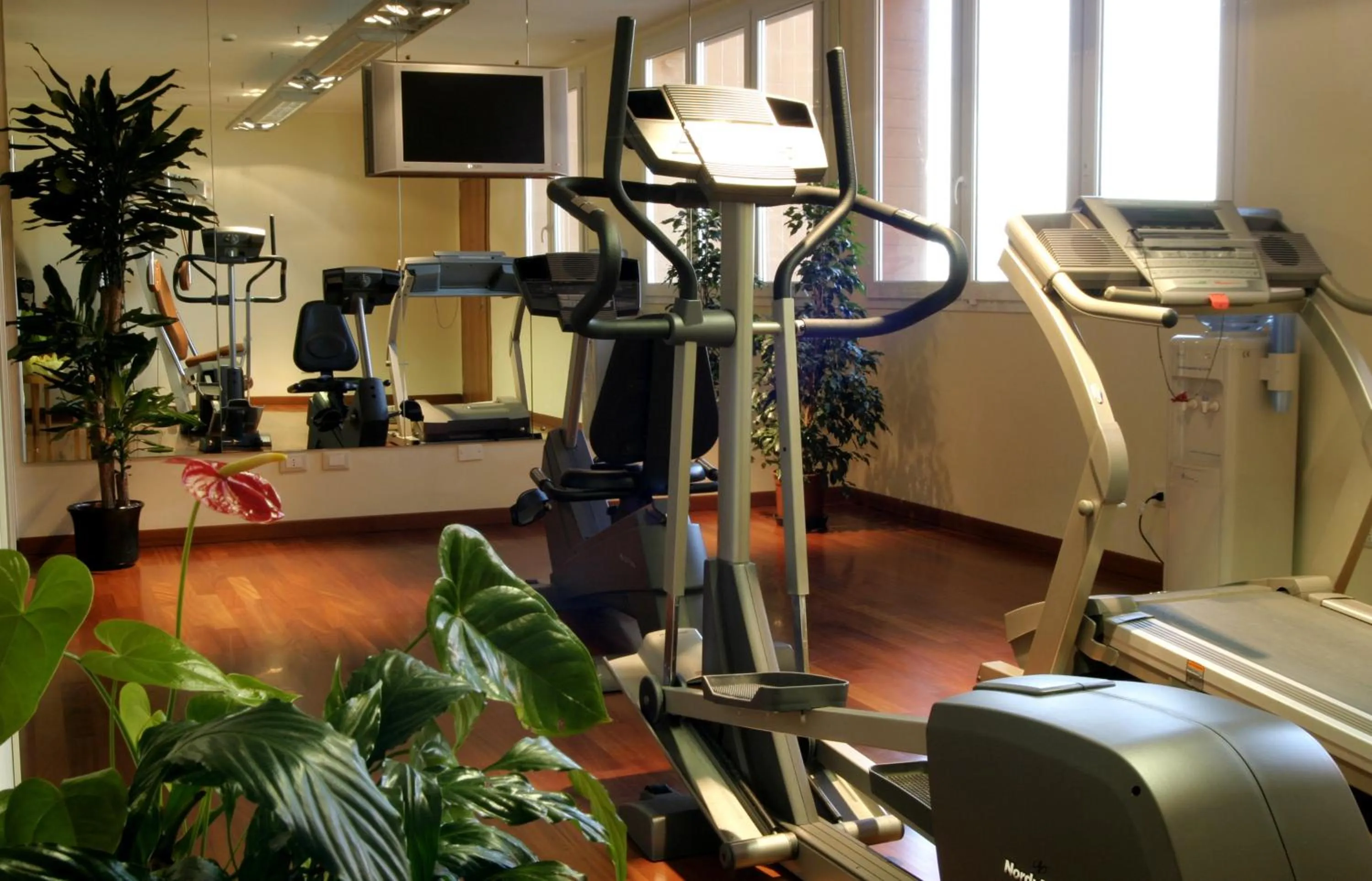 Spa and wellness centre/facilities in Crowne Plaza Venice East by IHG