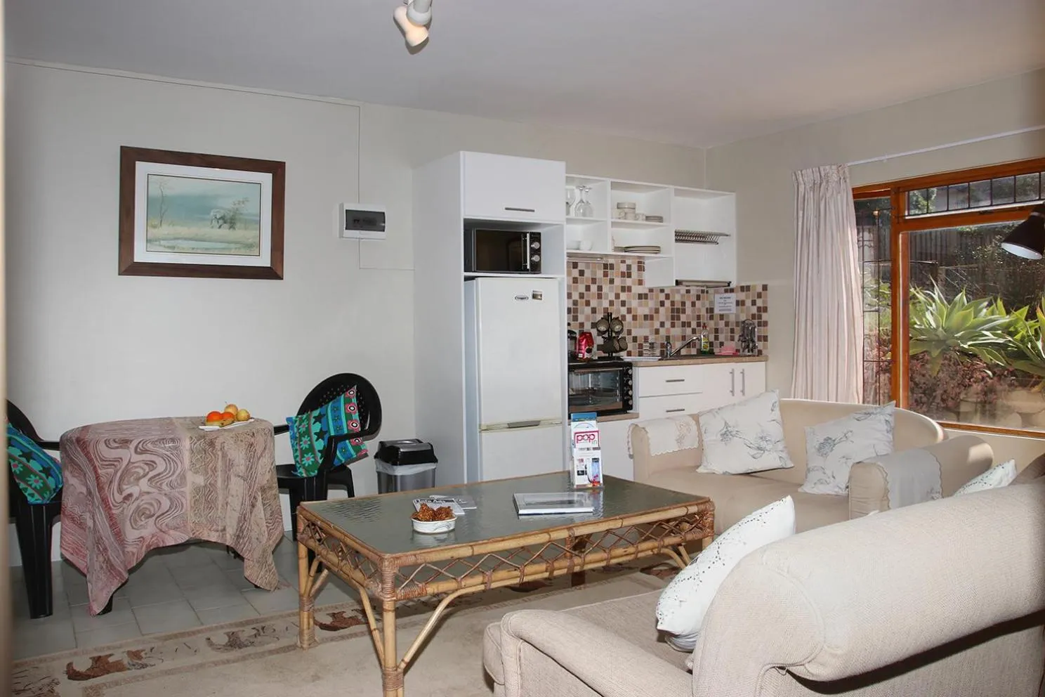 Kitchen or kitchenette in Coral Tree SelfCatering