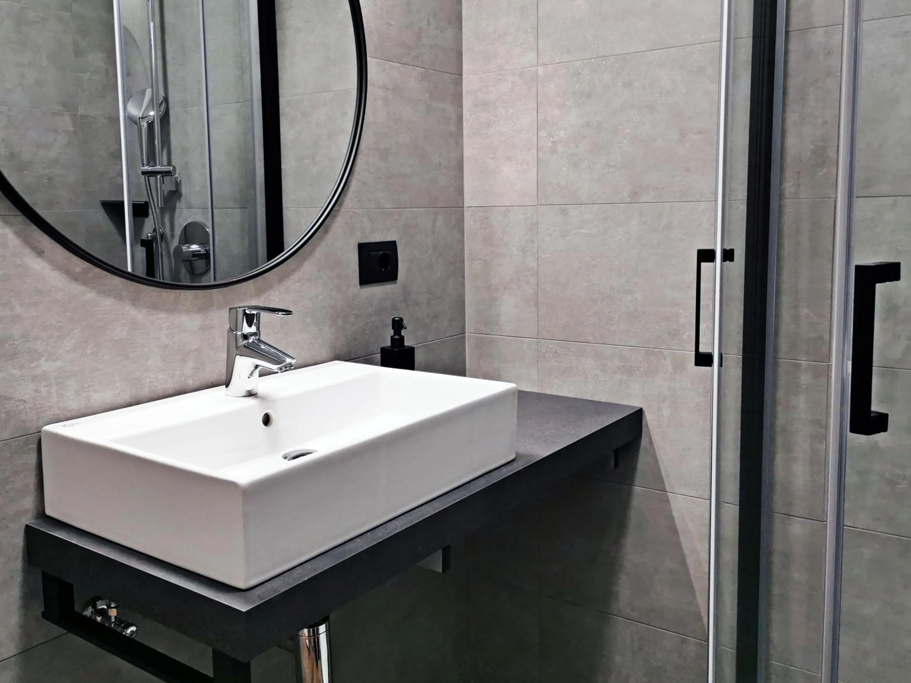 Bathroom in Villa Paola B&B
